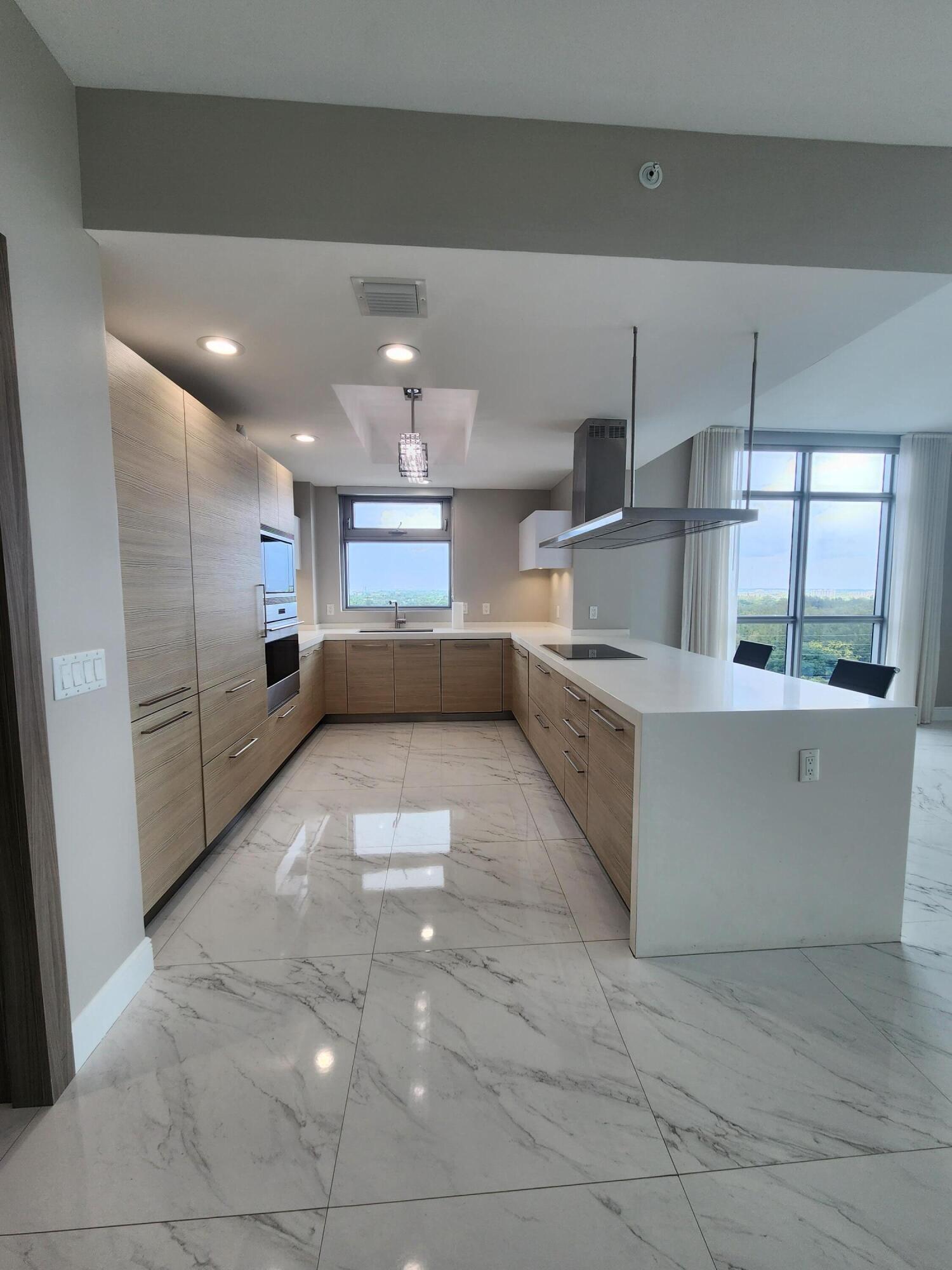 17301 Biscayne #1202, North Miami Beach FL 33160