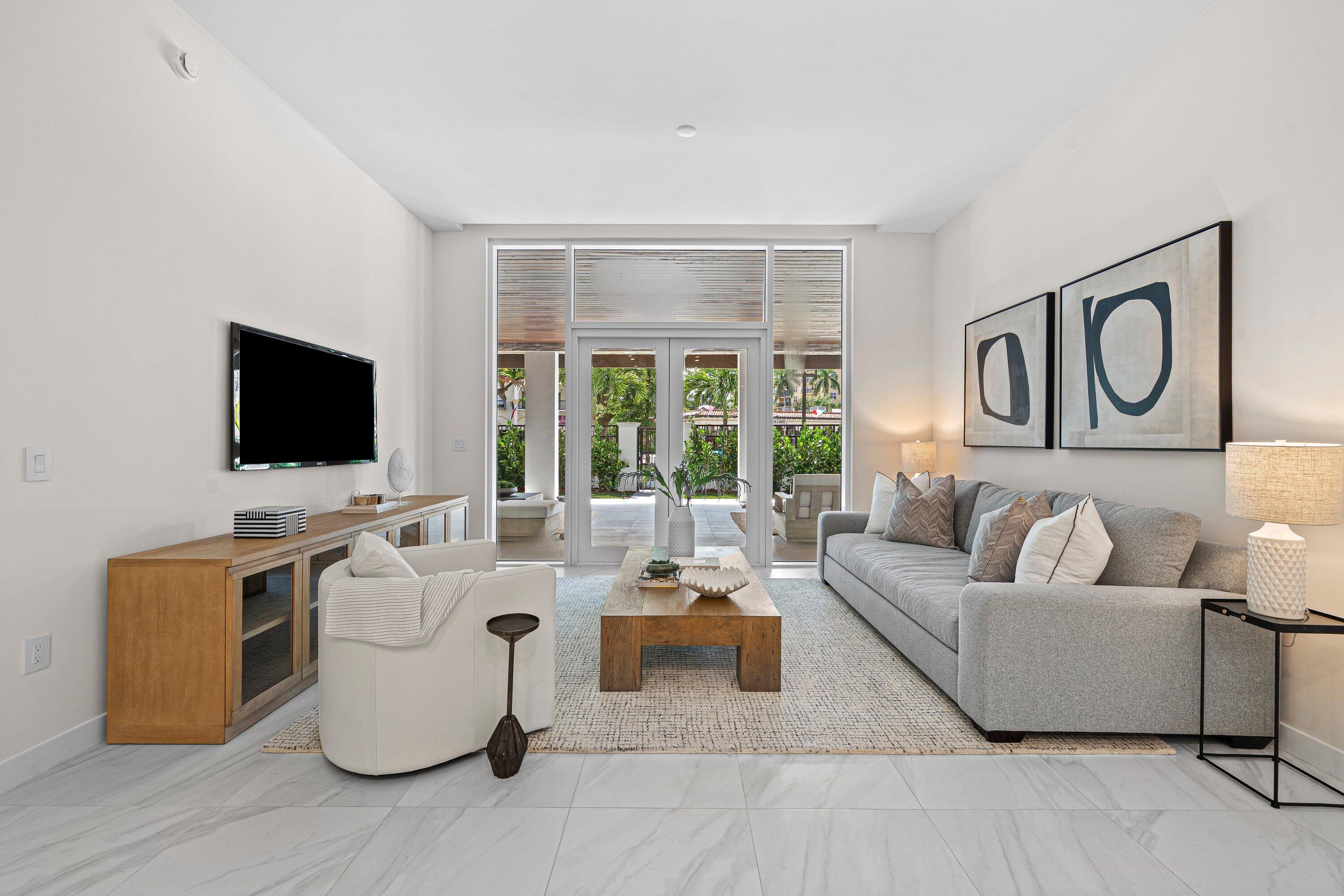 220 SE Mizner #102, Boca Raton FL 33432