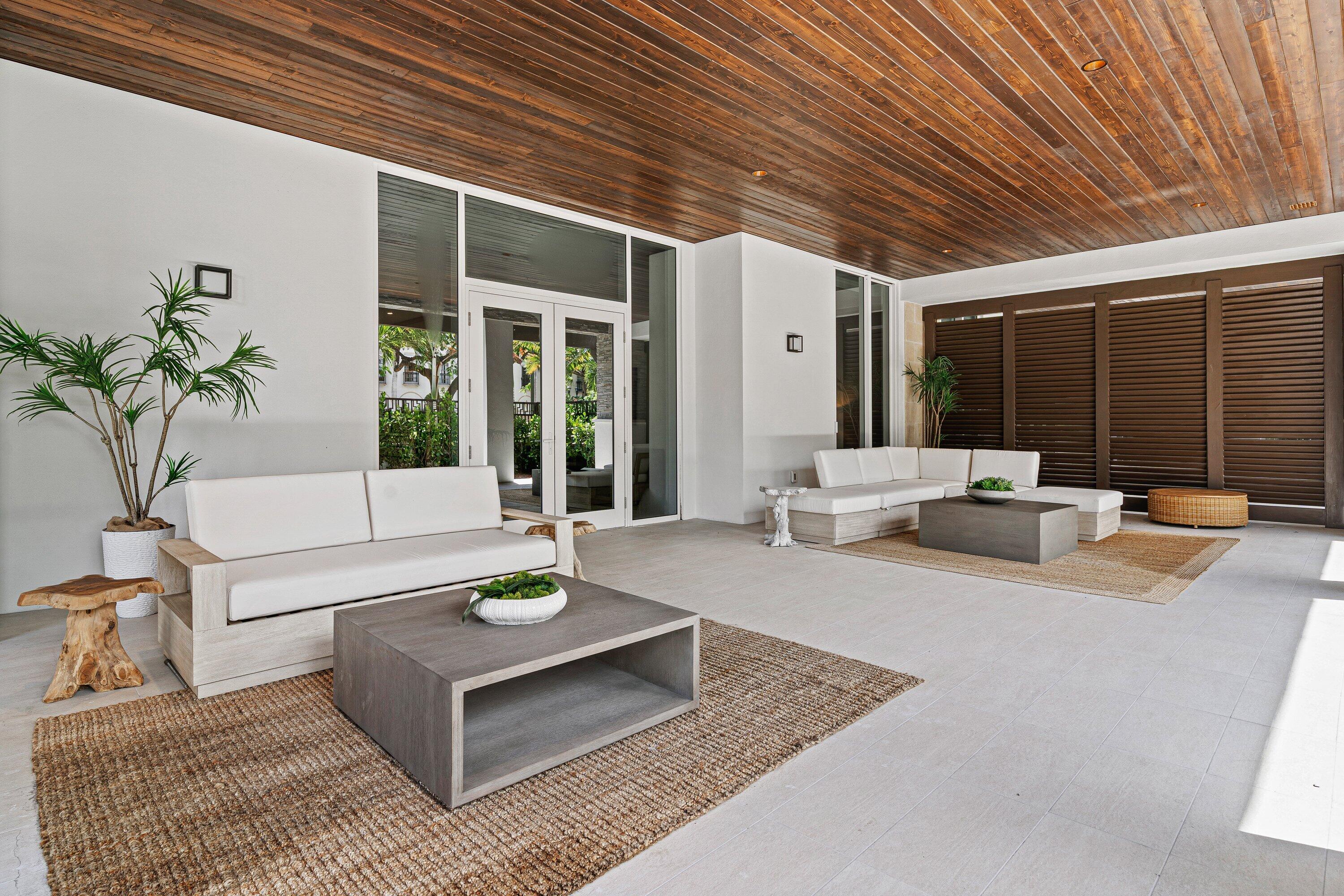 220 SE Mizner #102, Boca Raton FL 33432