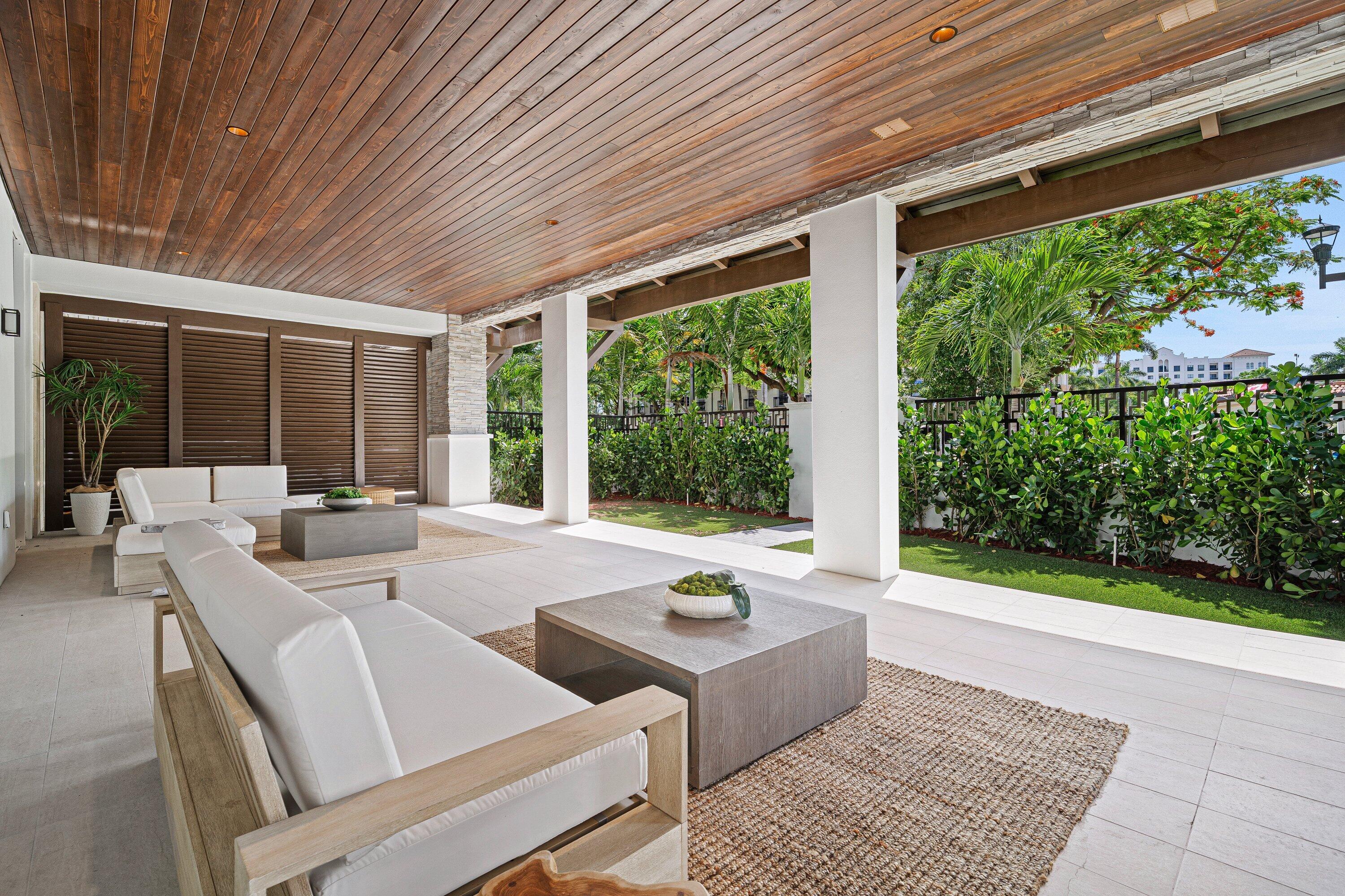 220 SE Mizner #102, Boca Raton FL 33432