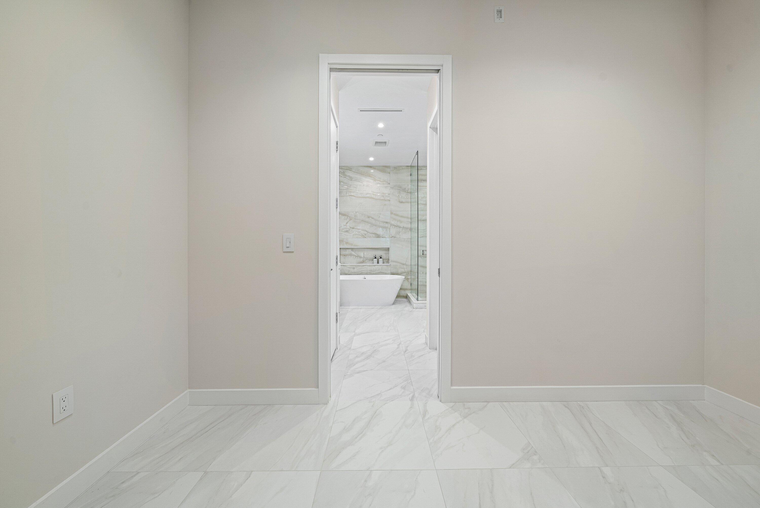 220 SE Mizner #102, Boca Raton FL 33432