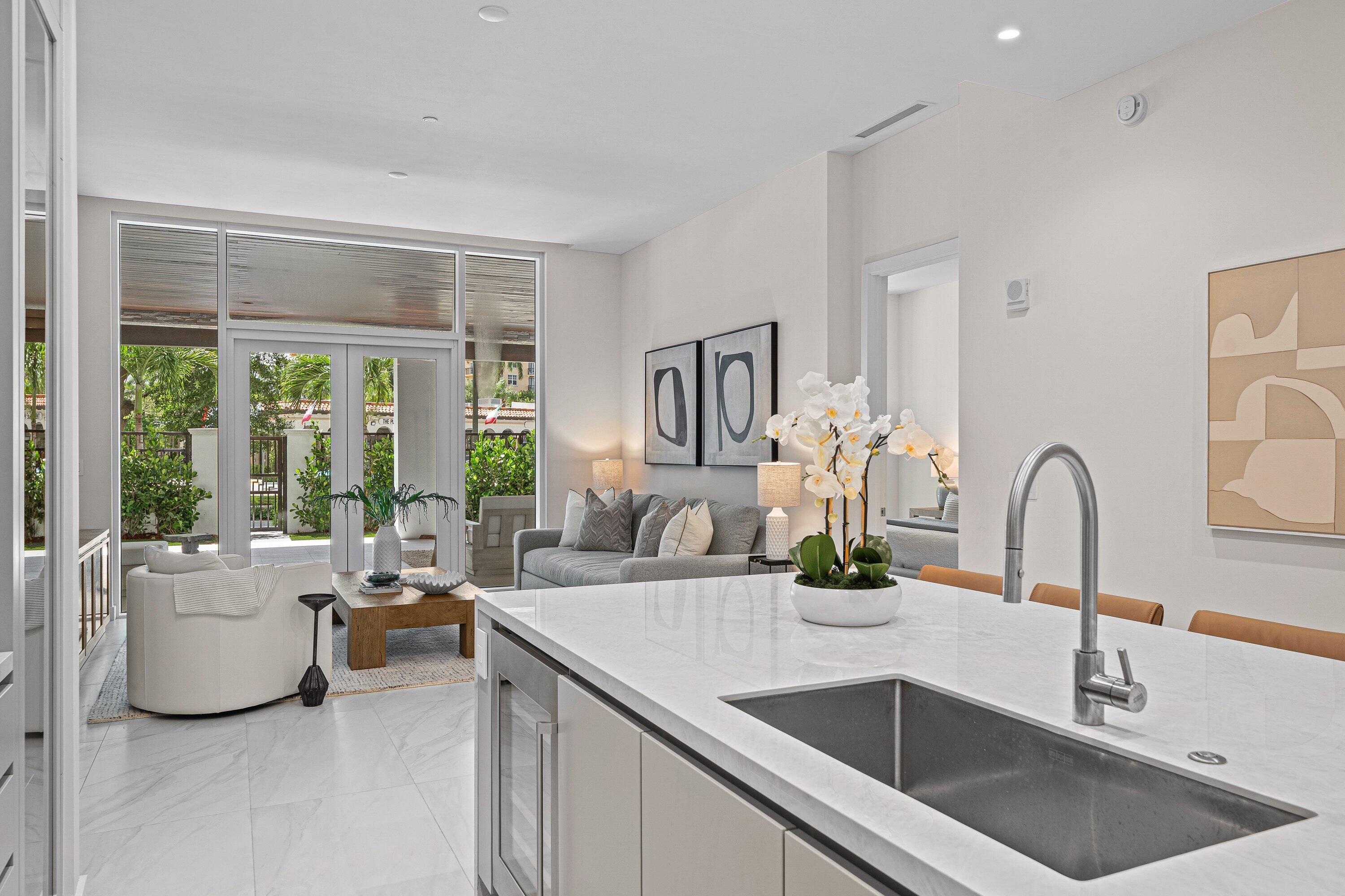220 SE Mizner #102, Boca Raton FL 33432