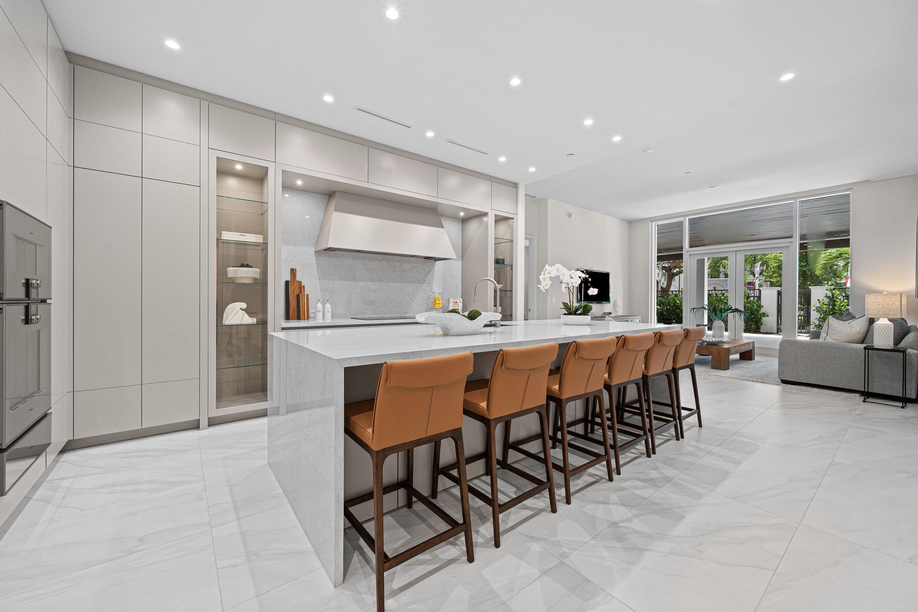 220 SE Mizner #102, Boca Raton FL 33432