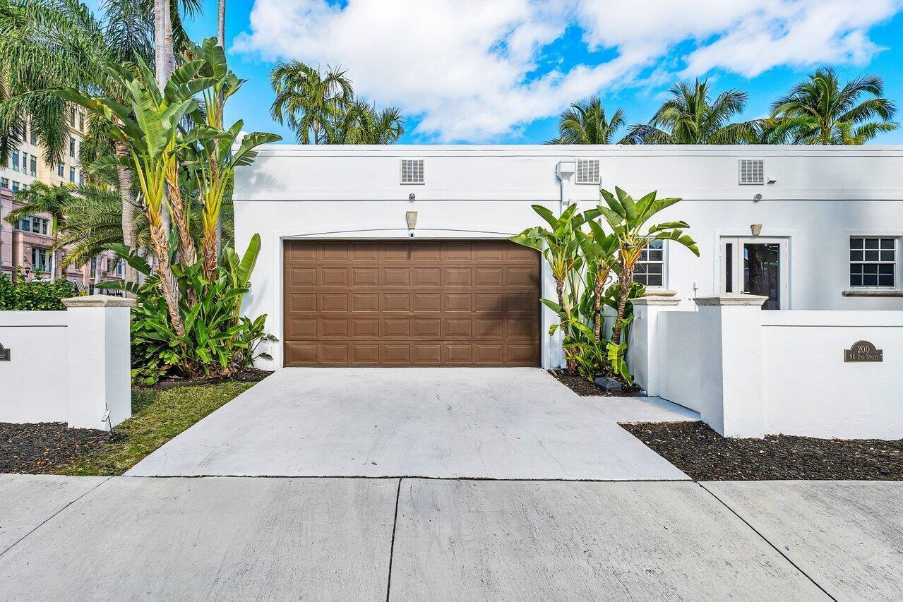200 NE 2nd, Boca Raton FL 33432