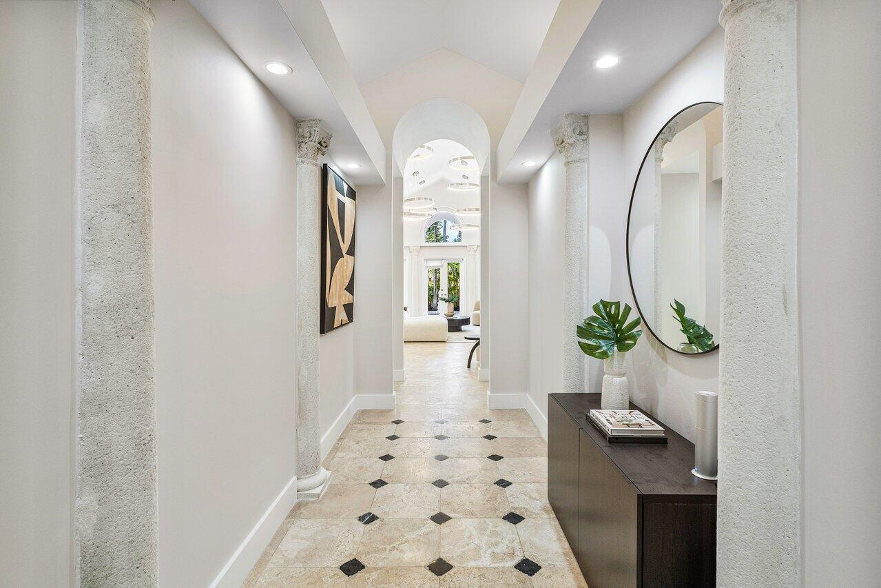 200 NE 2nd, Boca Raton FL 33432