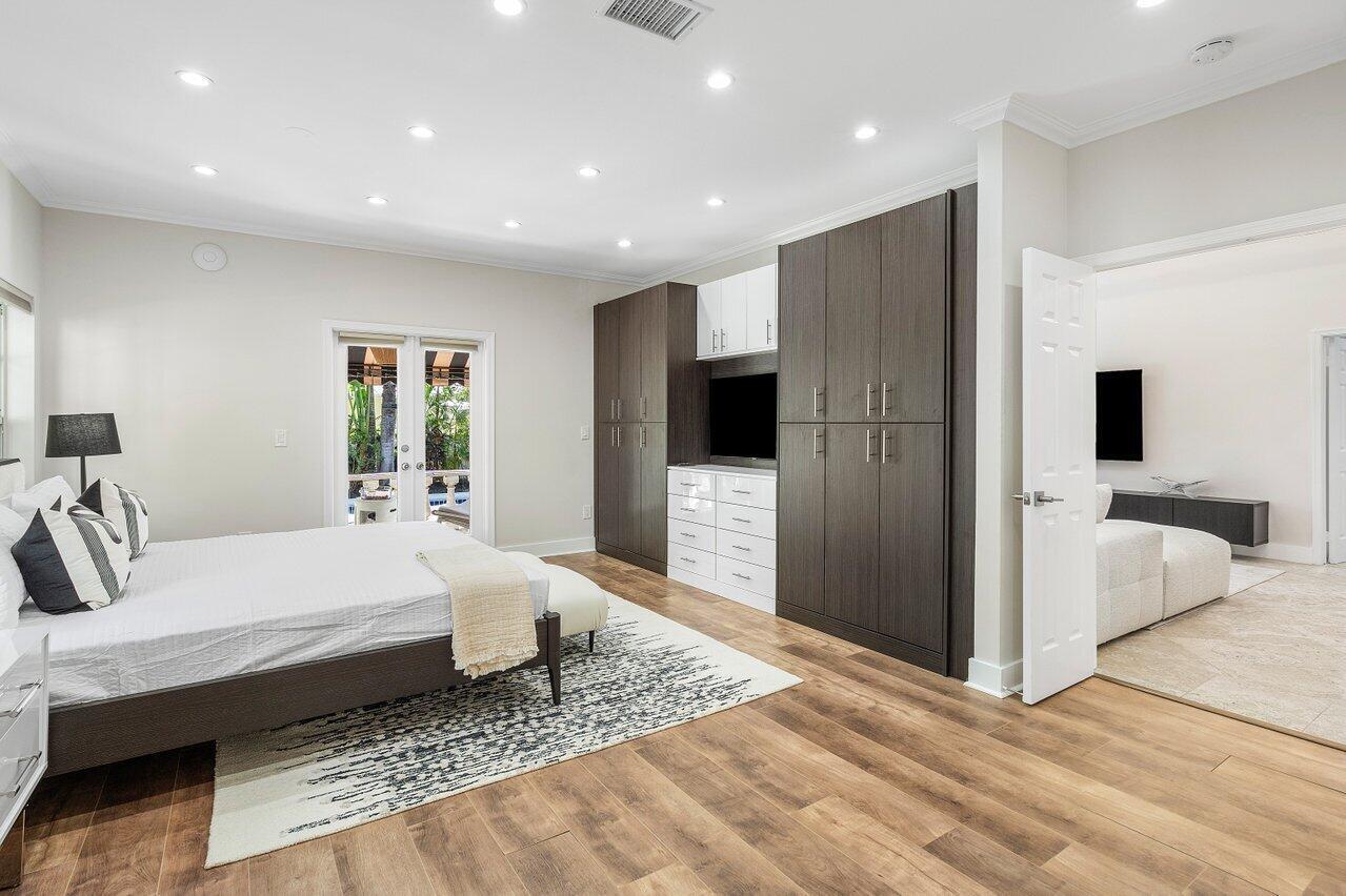 200 NE 2nd, Boca Raton FL 33432