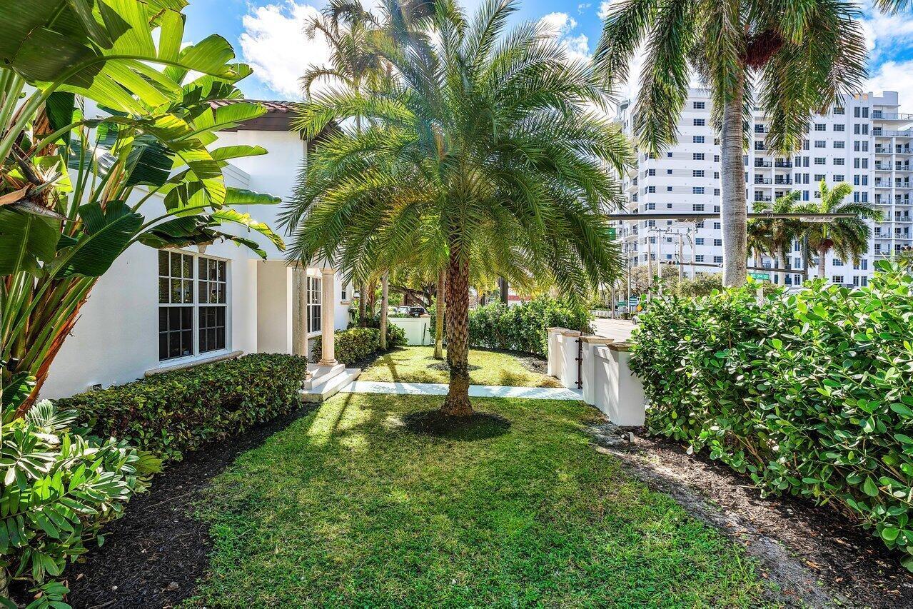 200 NE 2nd, Boca Raton FL 33432