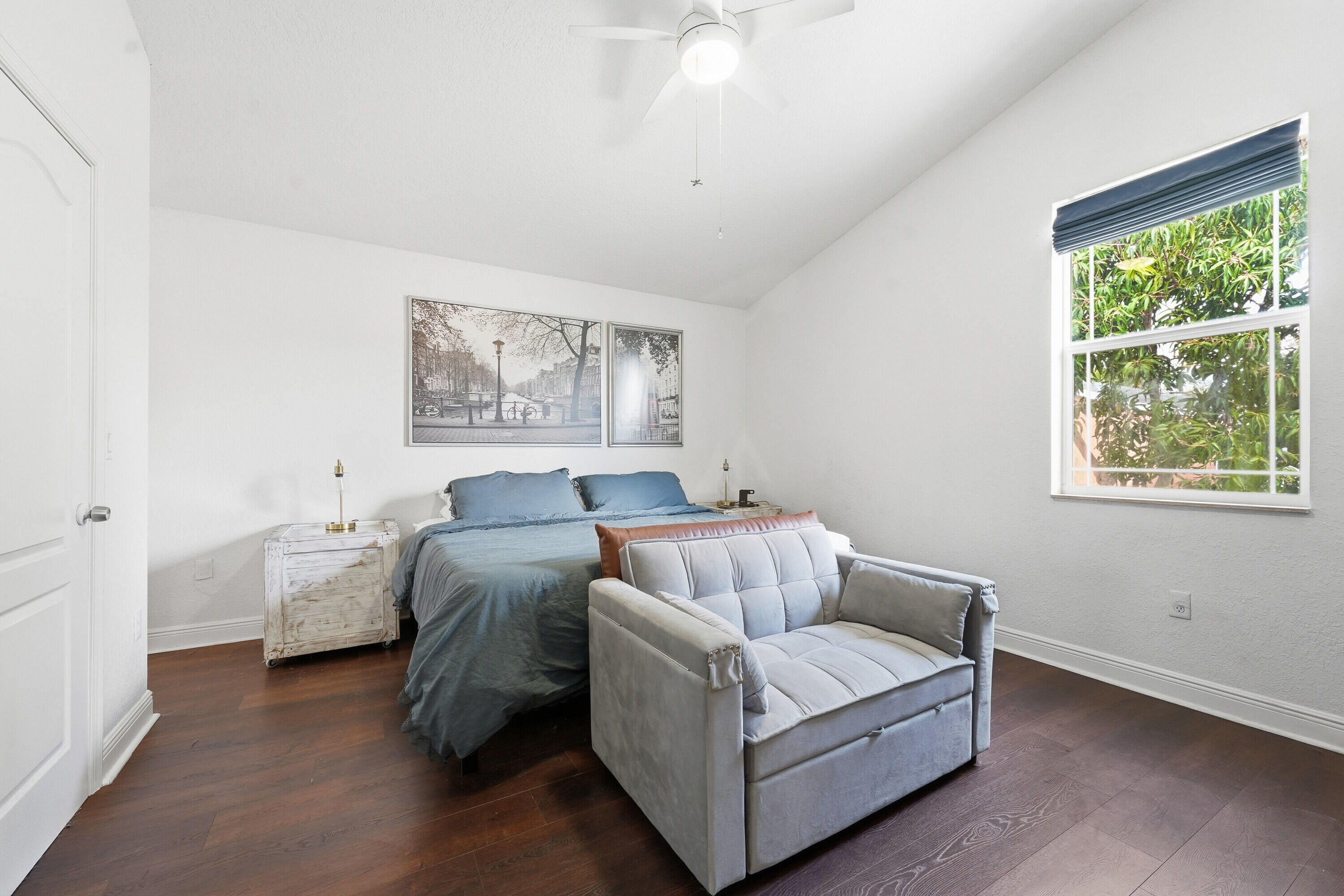 3221 John's, Palm Springs FL 33461