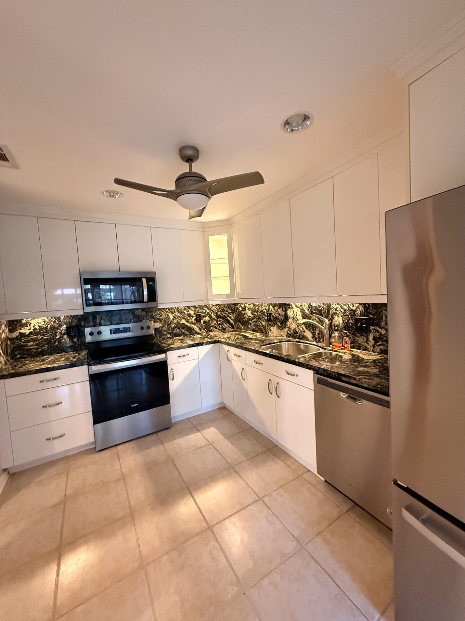 6654 Via Regina, Boca Raton FL 33433