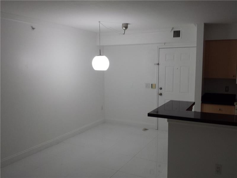 2451 E Centergate #208, Miramar FL 33025