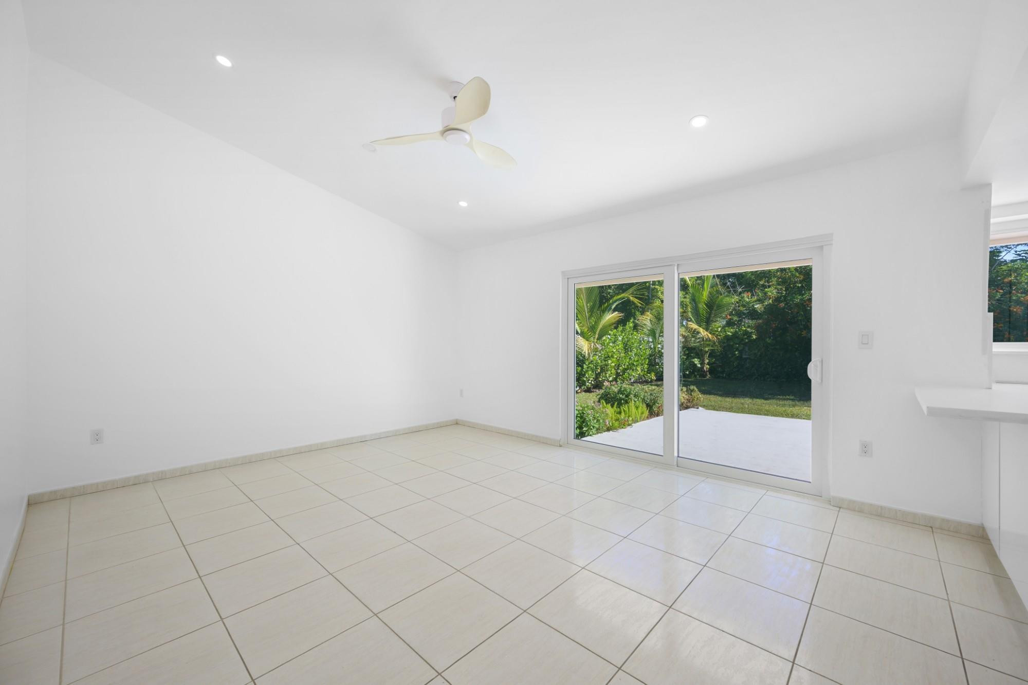 9515 SW 118th, Miami FL 33186
