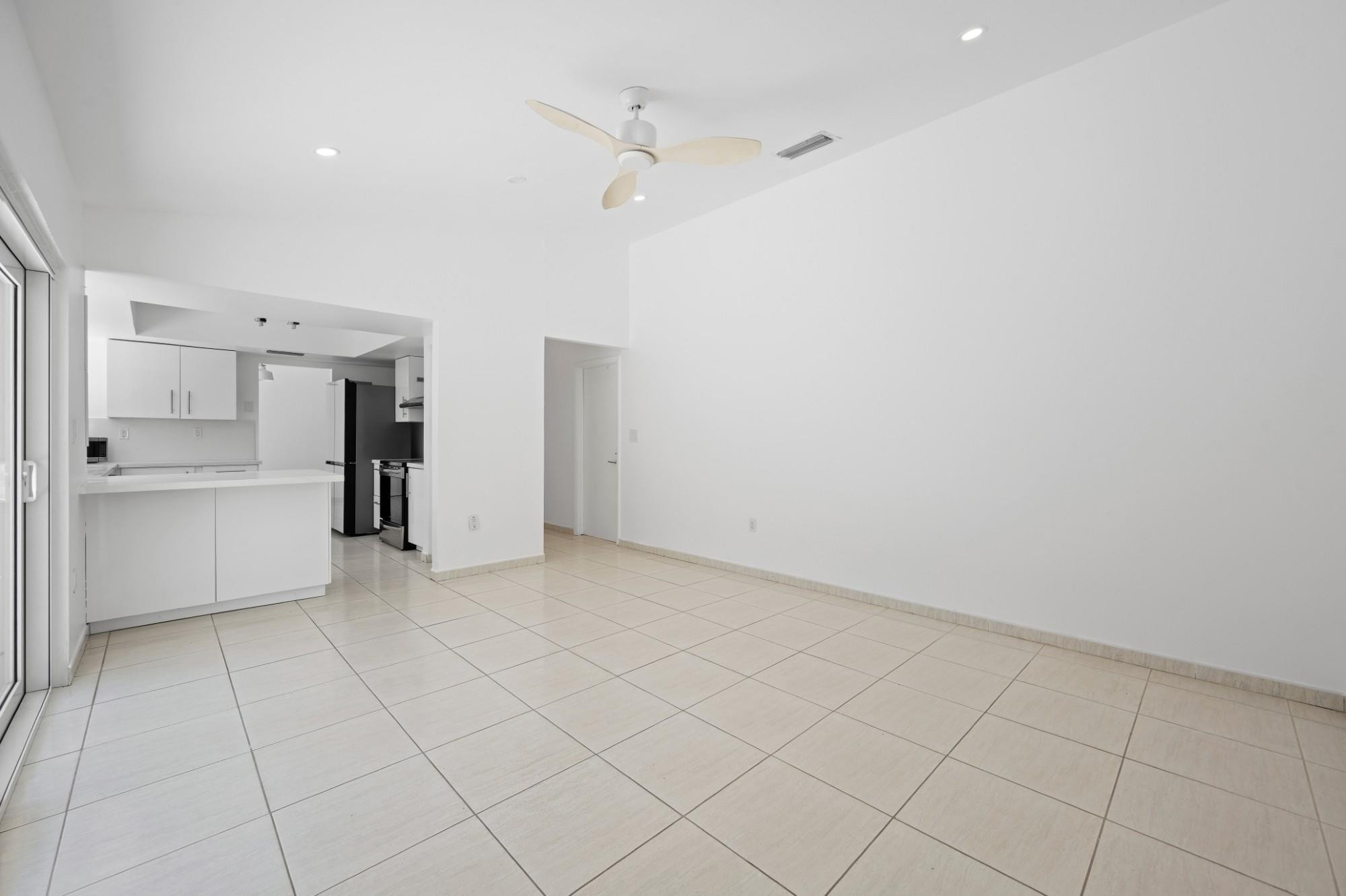 9515 SW 118th, Miami FL 33186