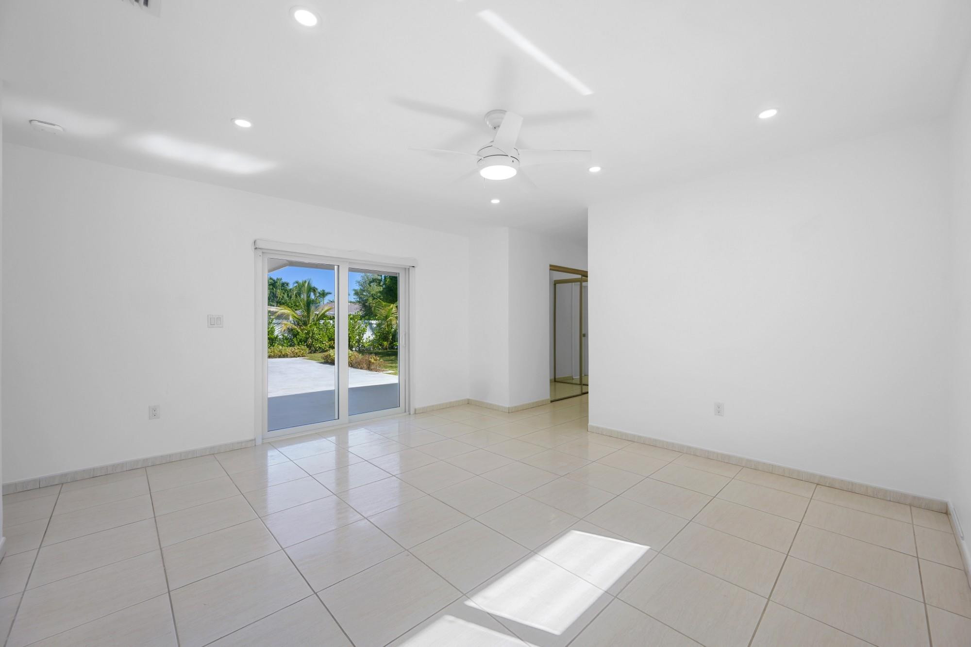 9515 SW 118th, Miami FL 33186