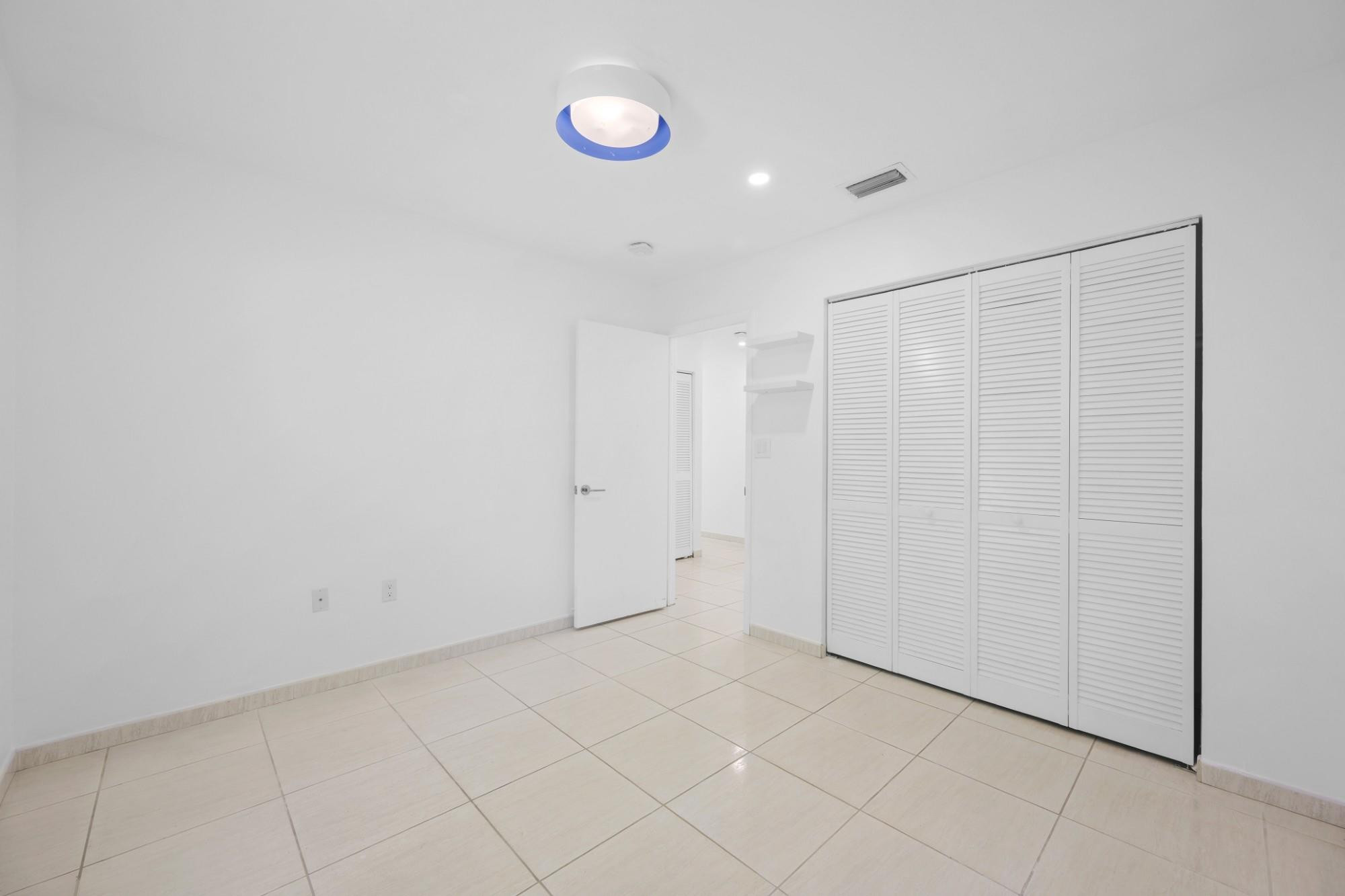 9515 SW 118th, Miami FL 33186