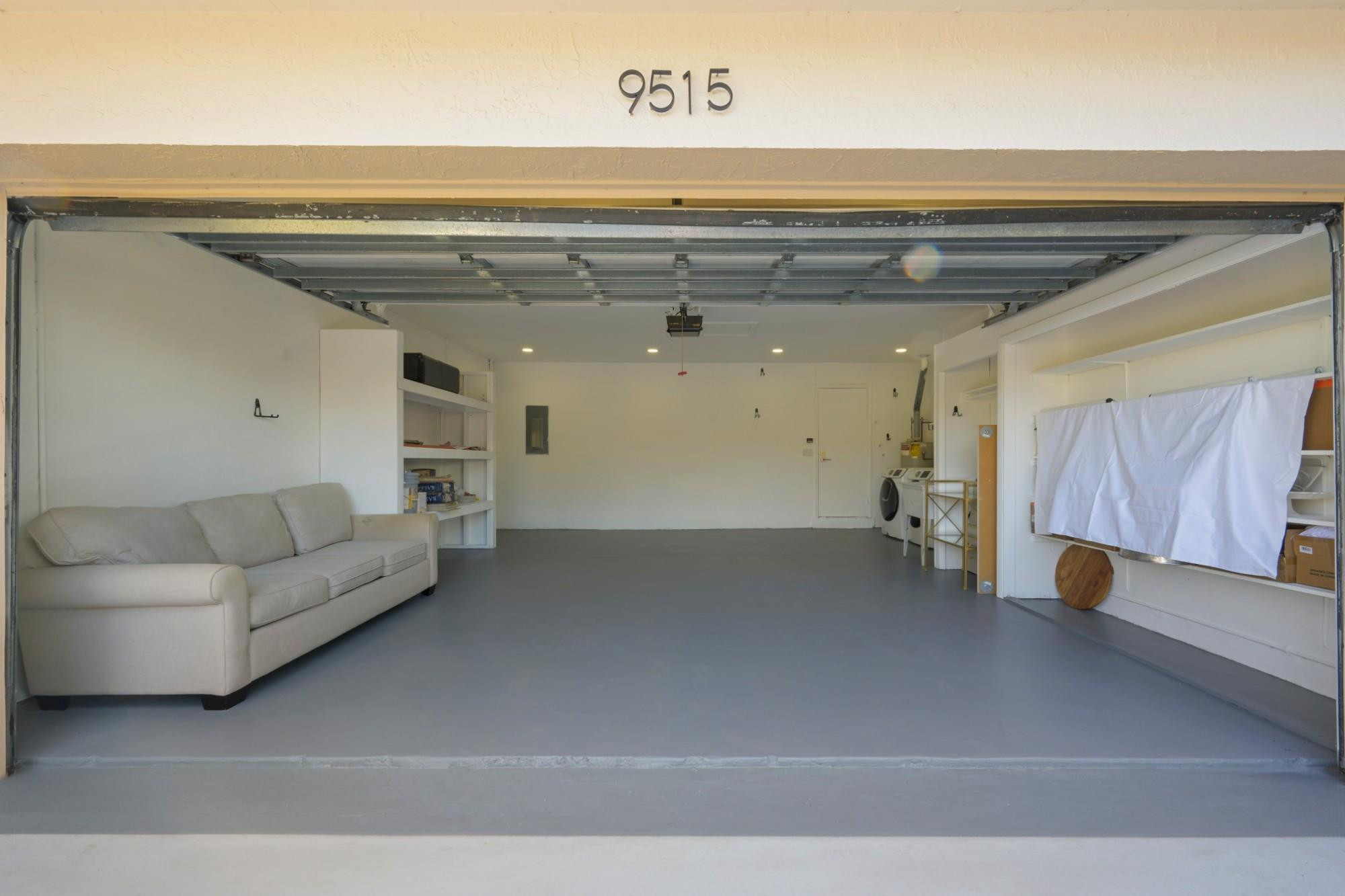 9515 SW 118th, Miami FL 33186