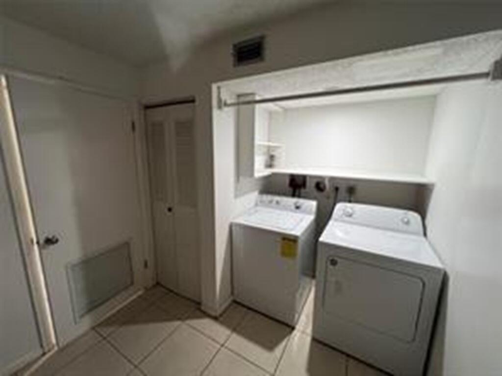 8040 Hampton #104, North Lauderdale FL 33068