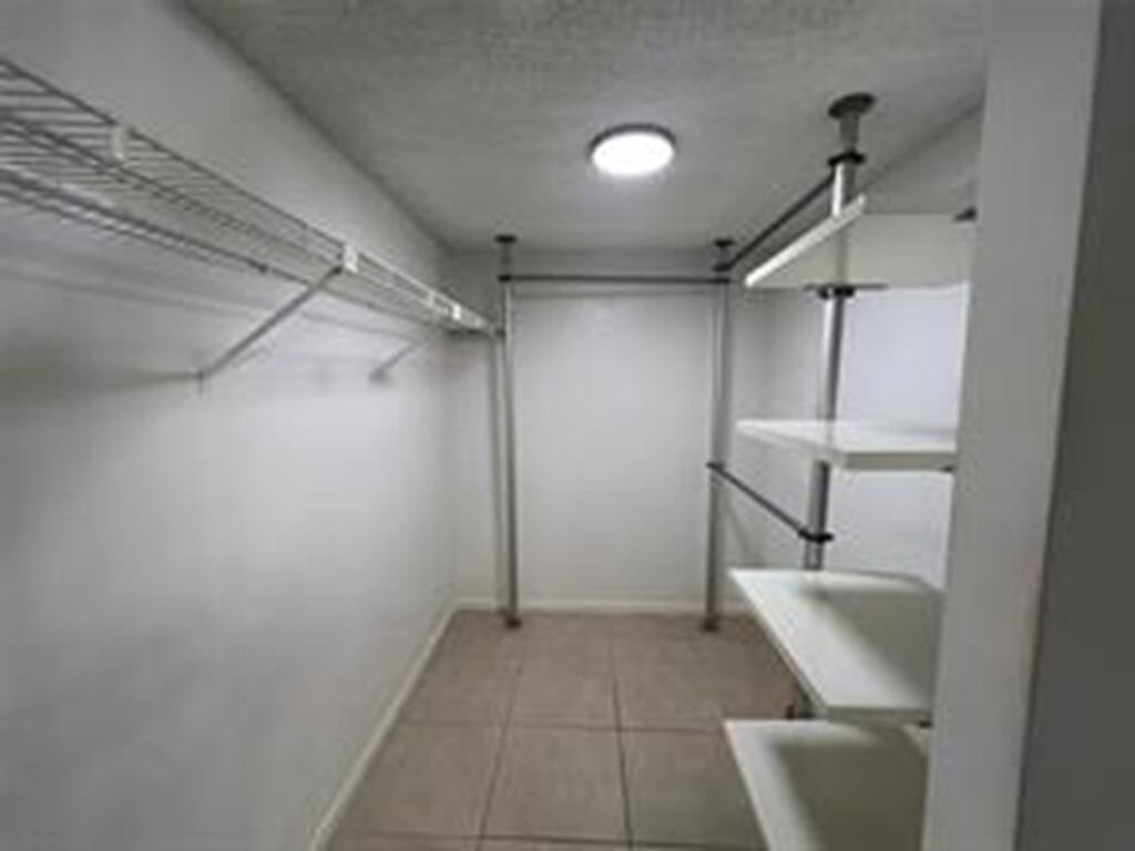 8040 Hampton #104, North Lauderdale FL 33068