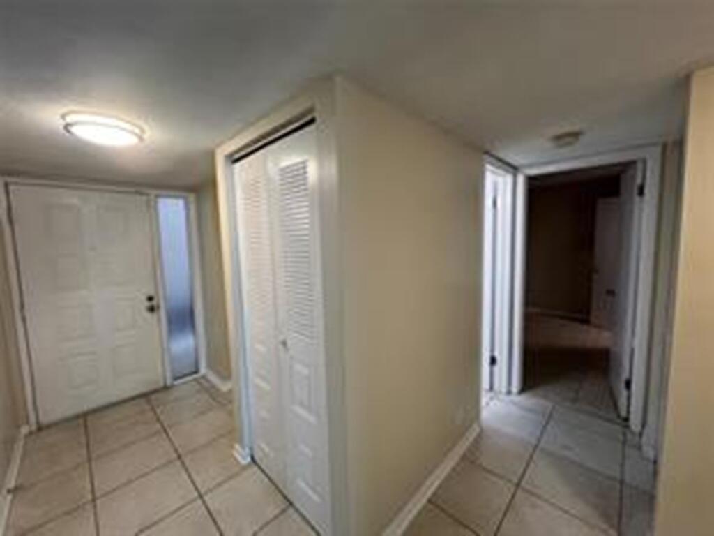 8040 Hampton #104, North Lauderdale FL 33068