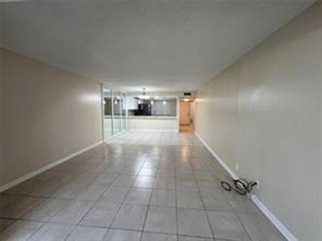 8040 Hampton #104, North Lauderdale FL 33068