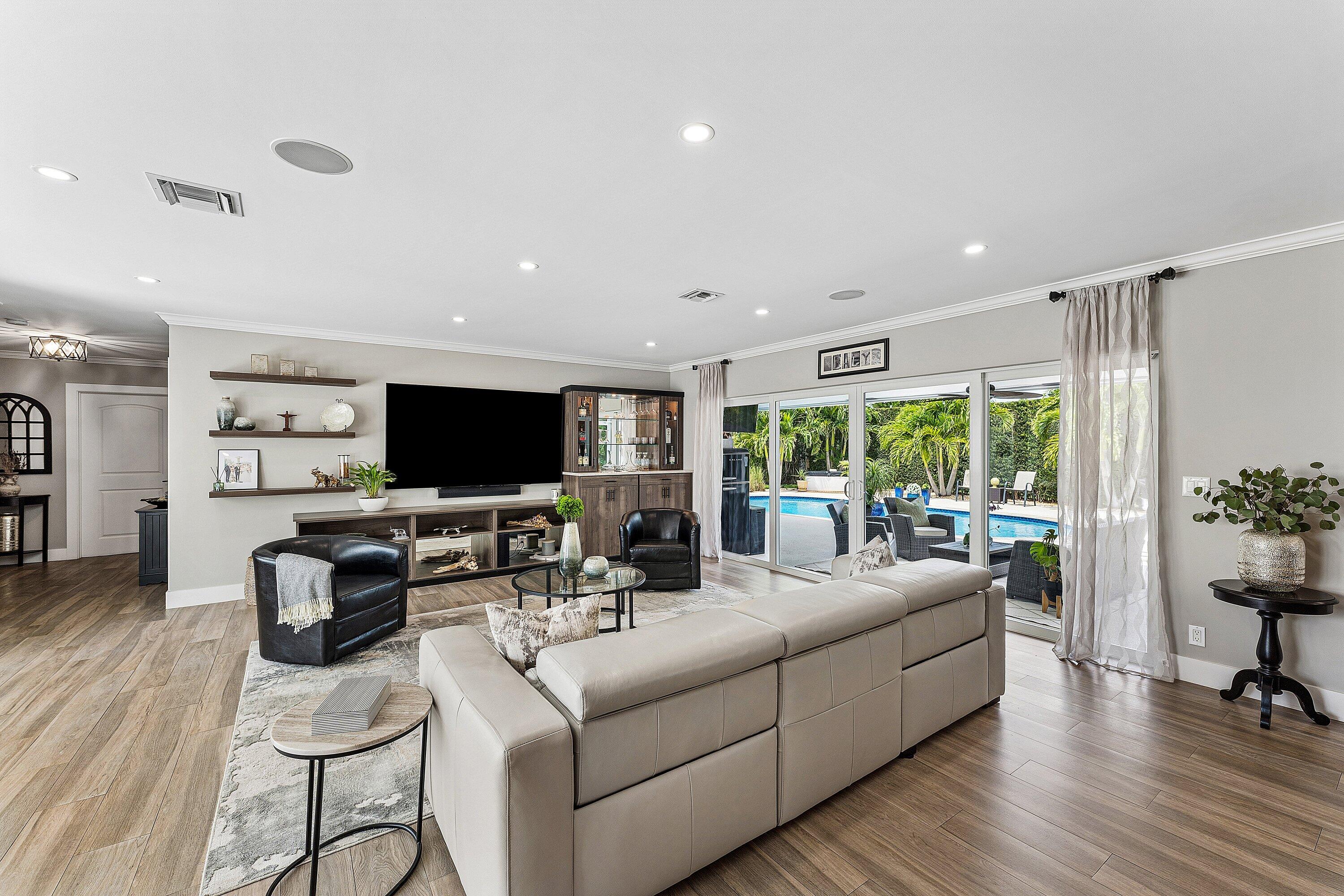 1298 Walnut, Boca Raton FL 33486