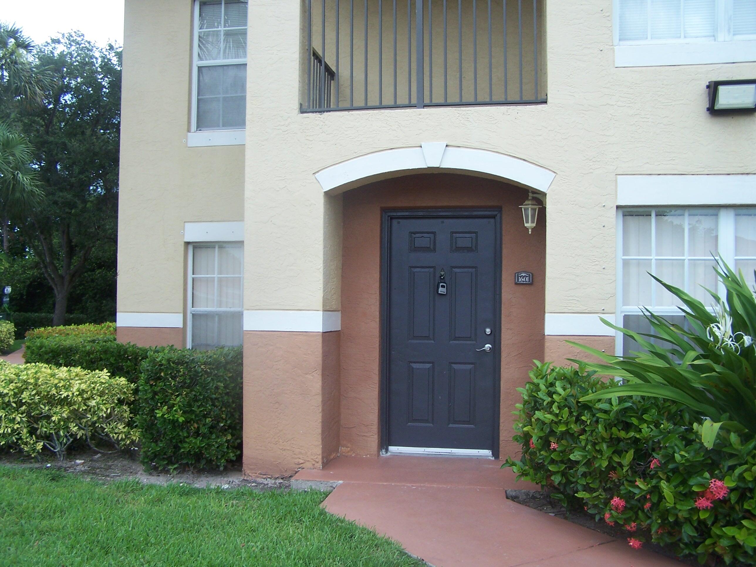 10360 Fox Trail #Unit 1601, Royal Palm Beach FL 33411