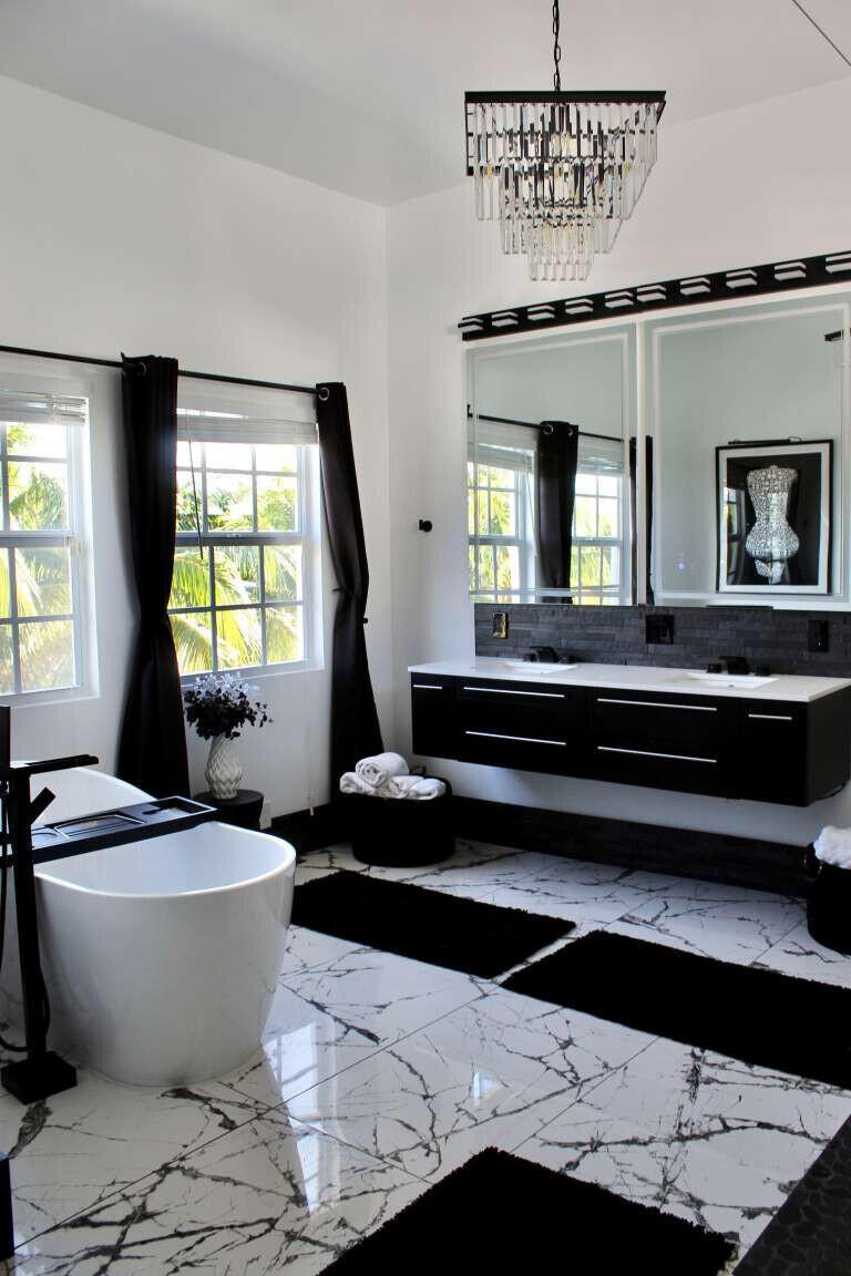 233 Pershing, West Palm Beach FL 33401