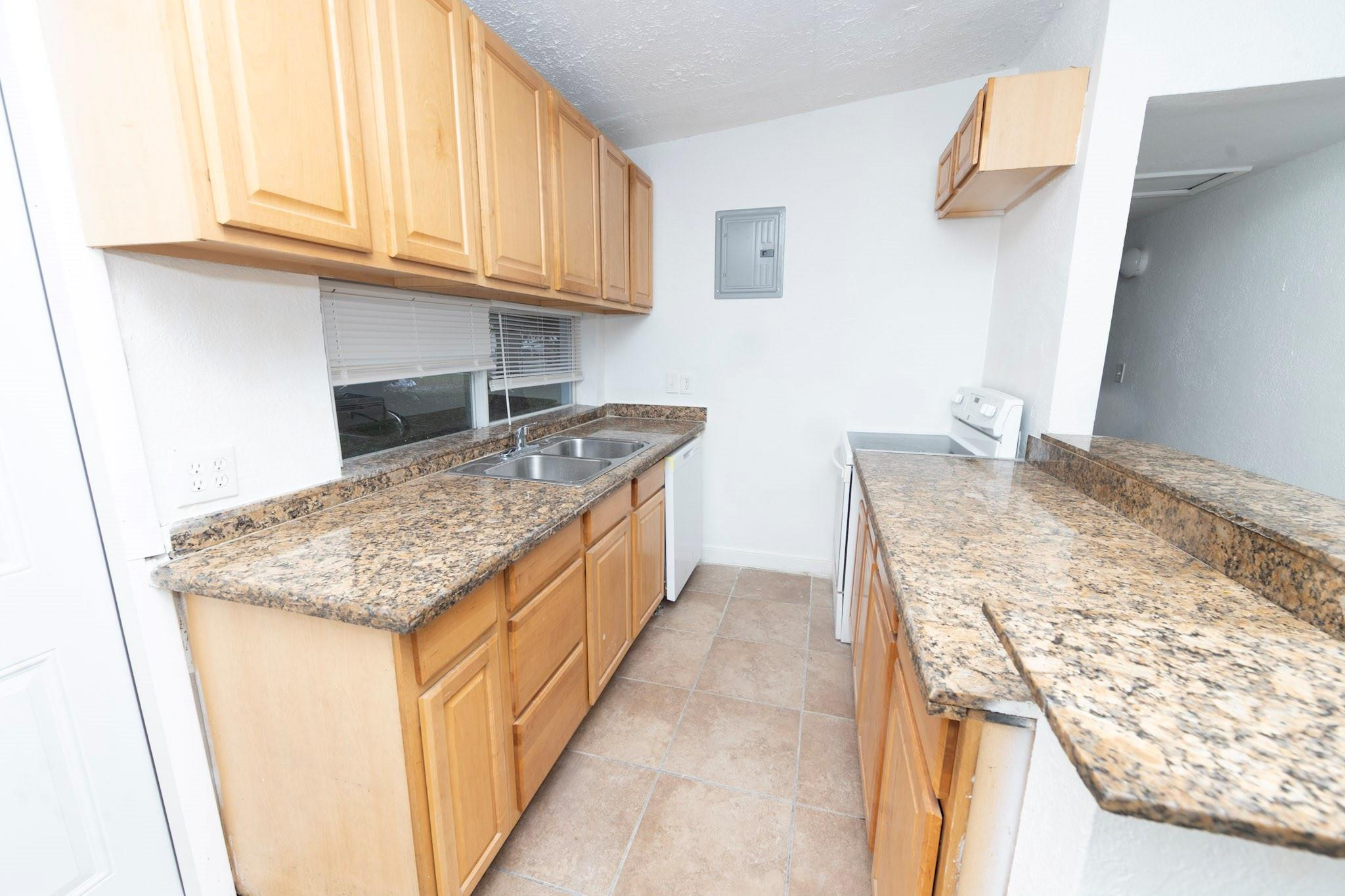205 NW 33rd, Lauderhill FL 33311