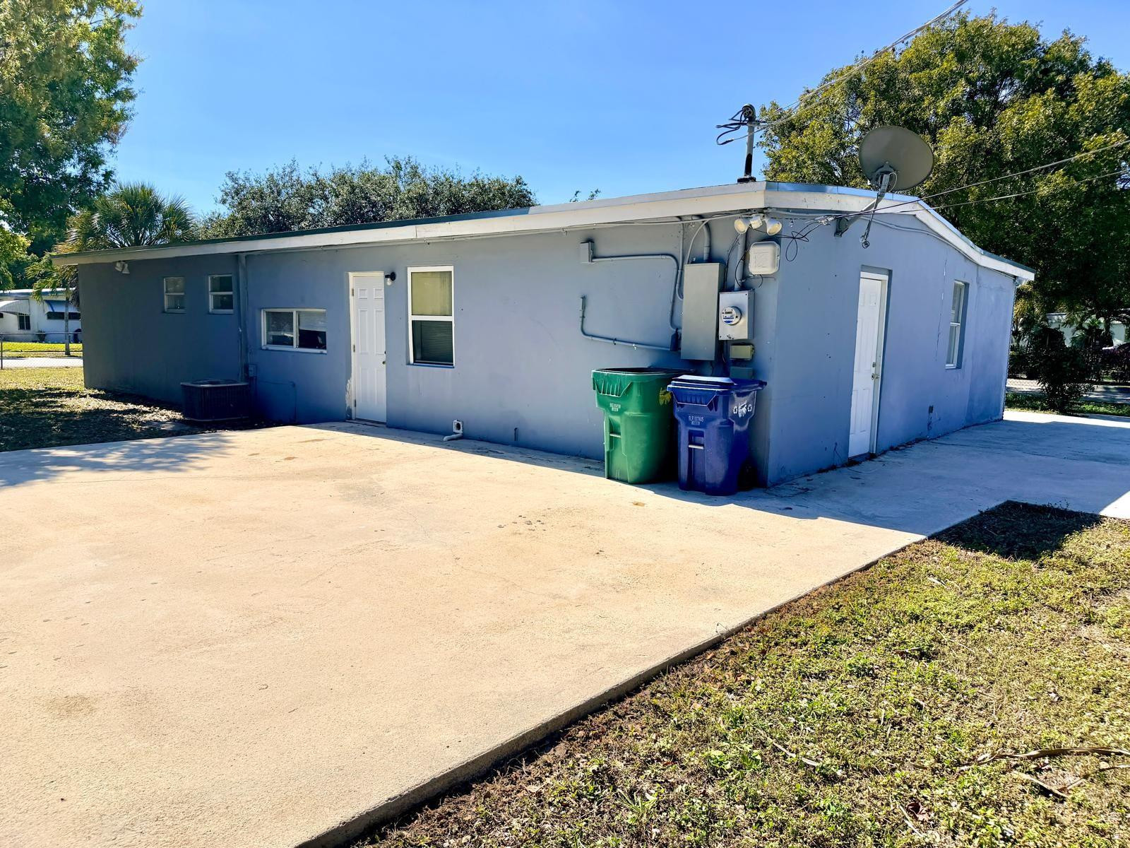 205 NW 33rd, Lauderhill FL 33311