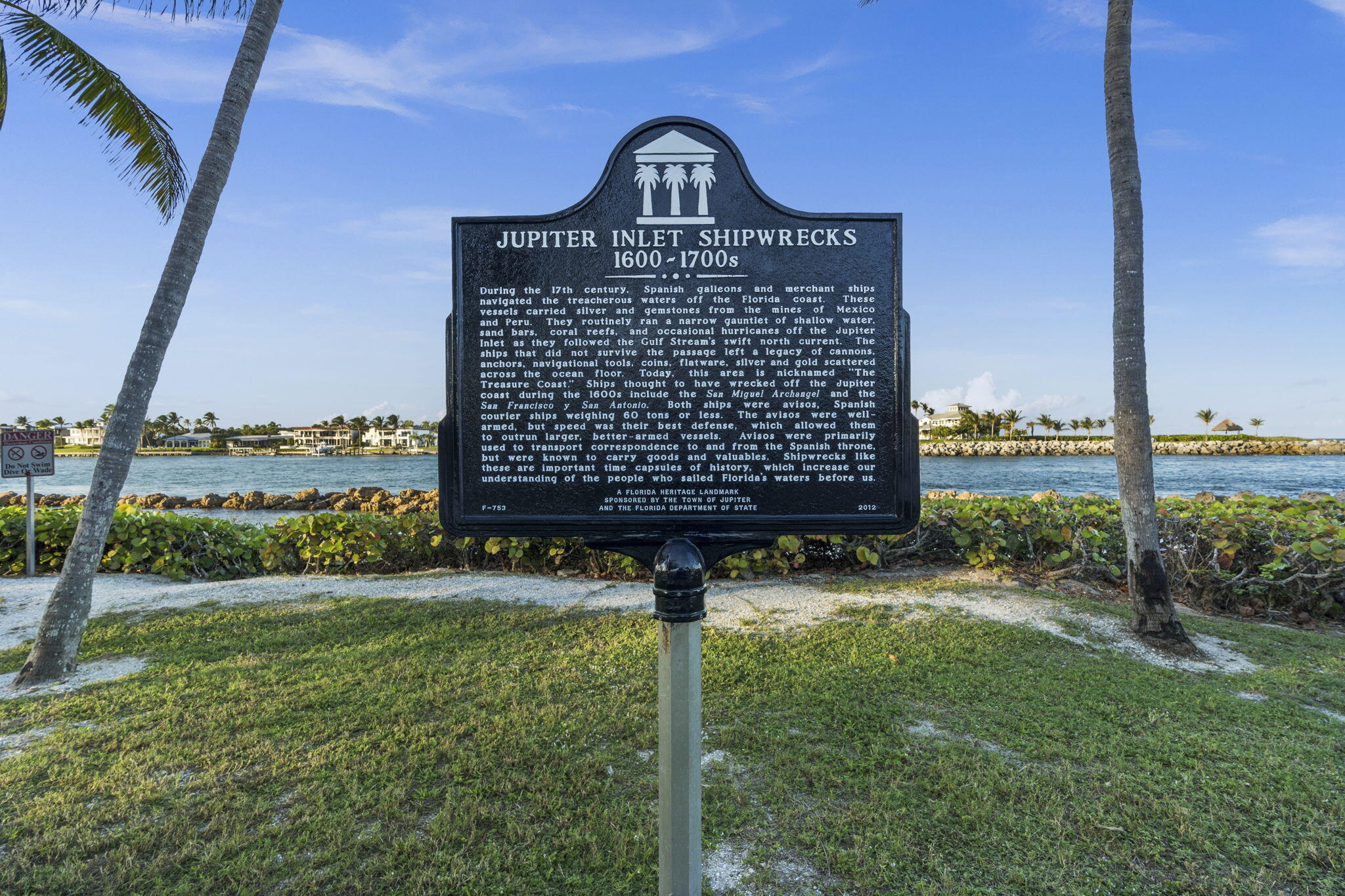 48 Live Oak, Jupiter FL 33469