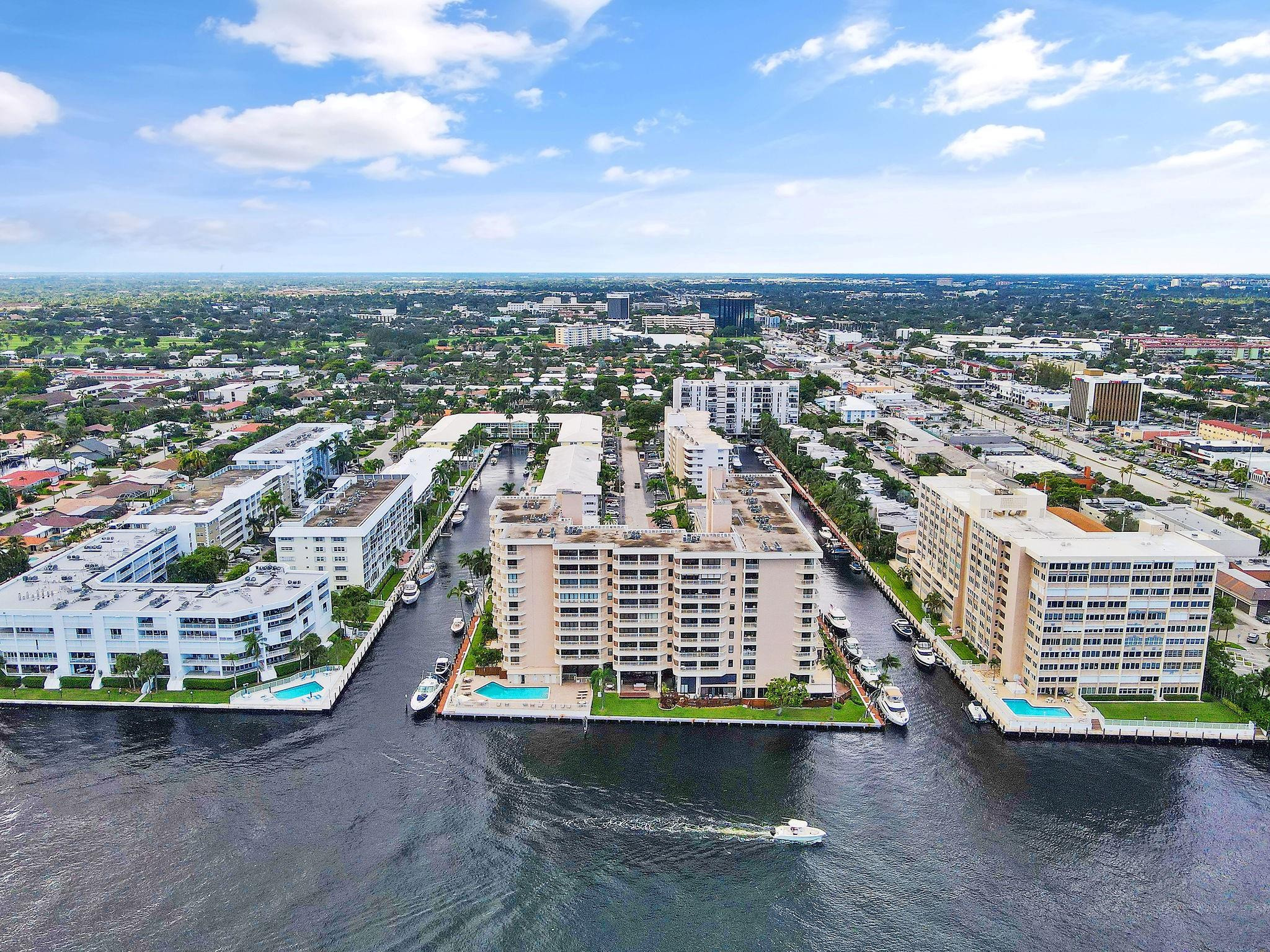 3100 NE 48th #415, Fort Lauderdale FL 33308