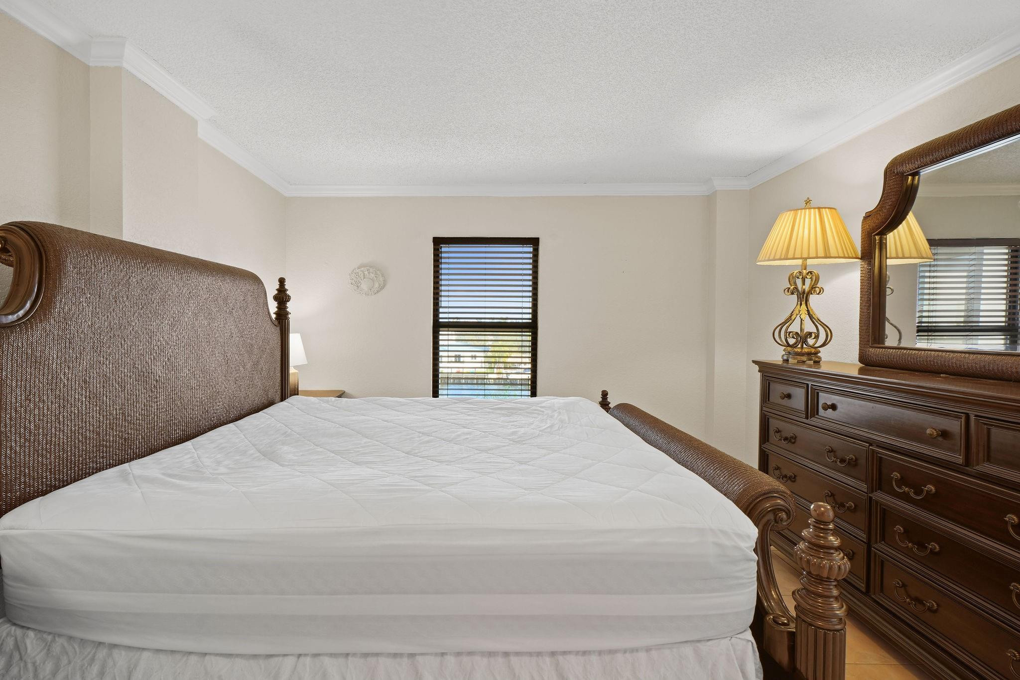 3100 NE 48th #415, Fort Lauderdale FL 33308