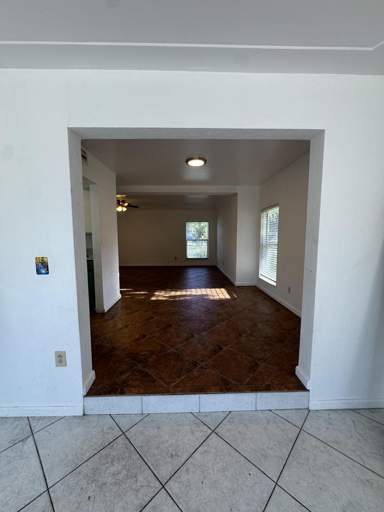 7816 NW 70th, Tamarac FL 33321