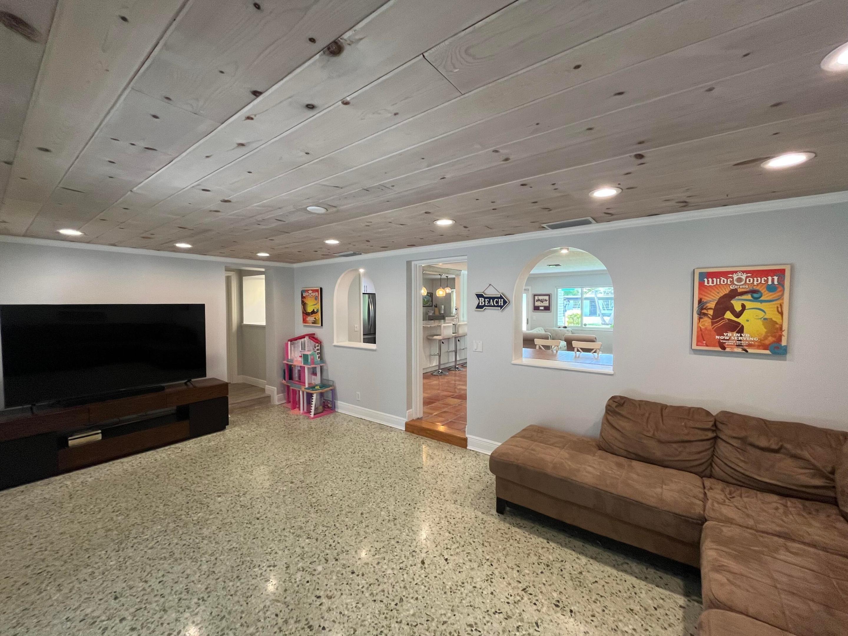 620 NE 9th, Boynton Beach FL 33435