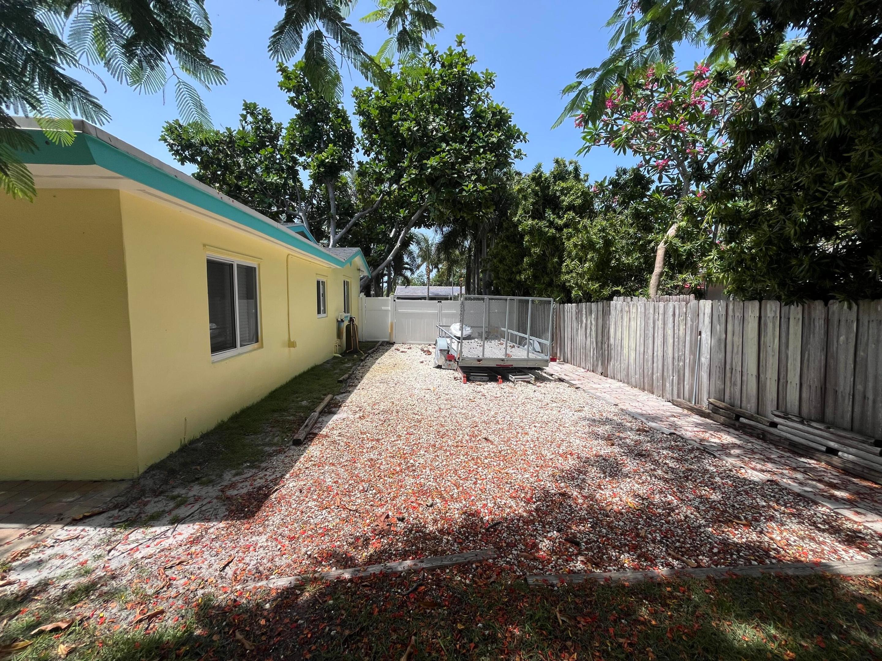 620 NE 9th, Boynton Beach FL 33435