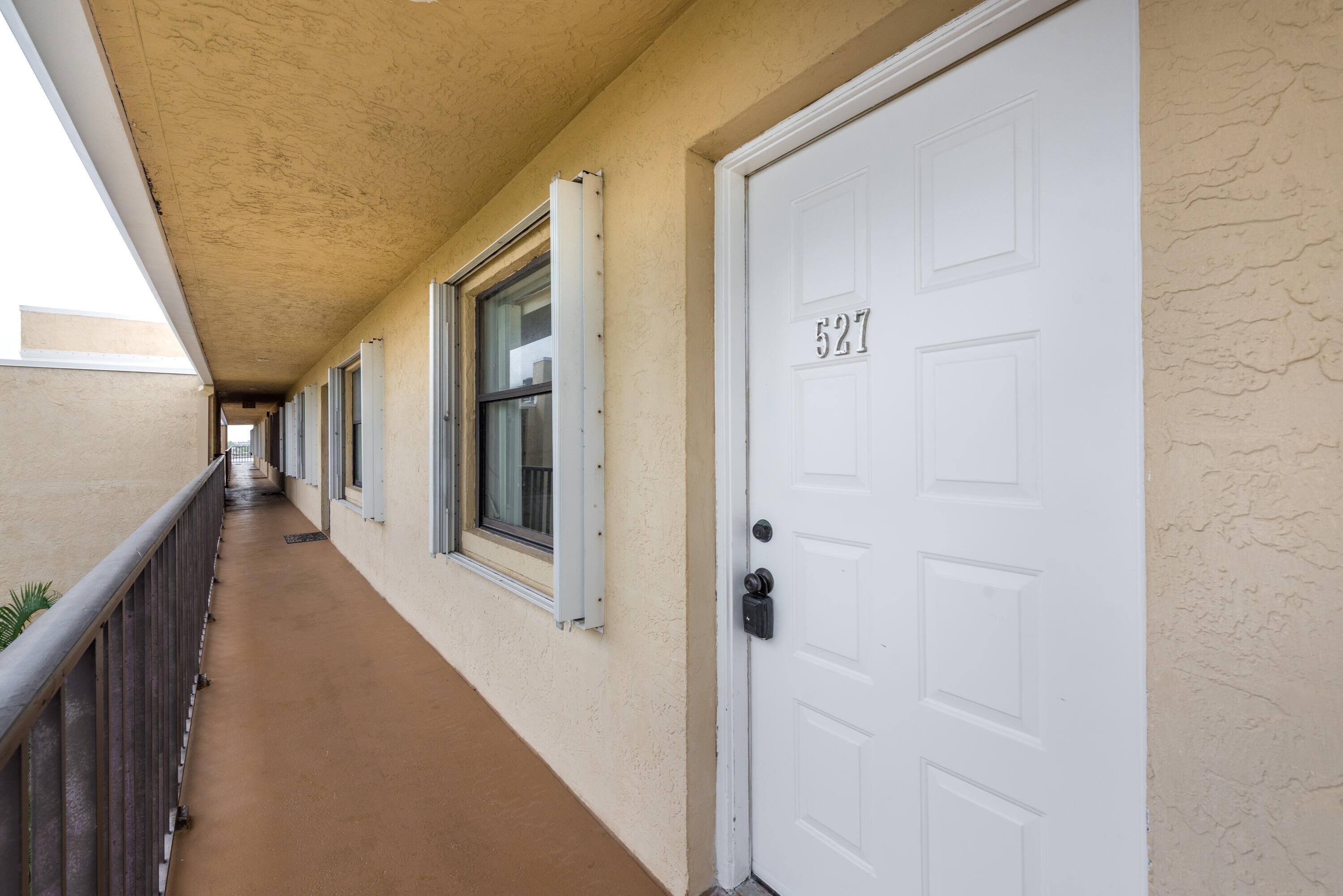896 N Federal #527, Lantana FL 33462