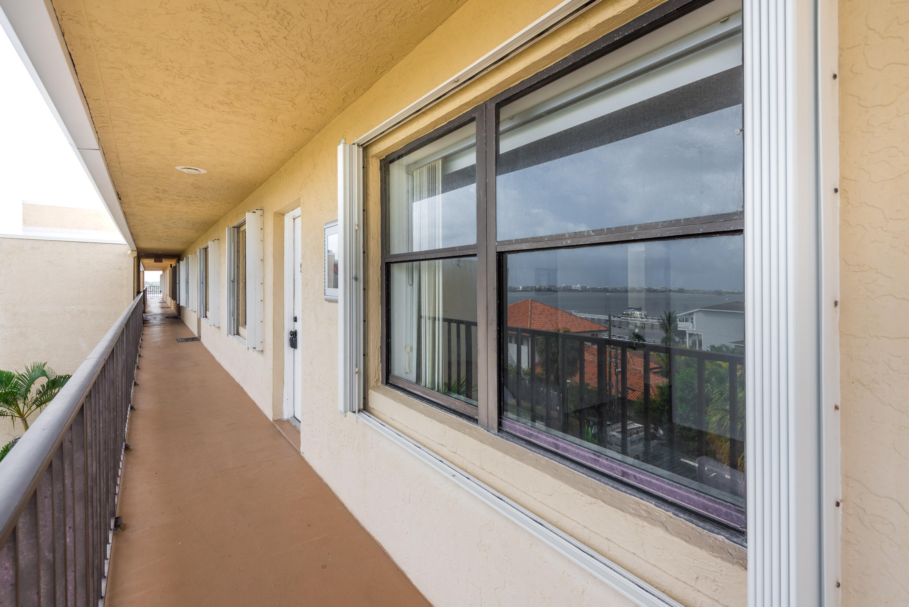896 N Federal #527, Lantana FL 33462