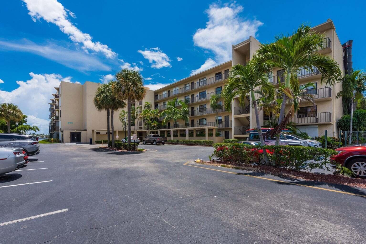 896 N Federal #527, Lantana FL 33462