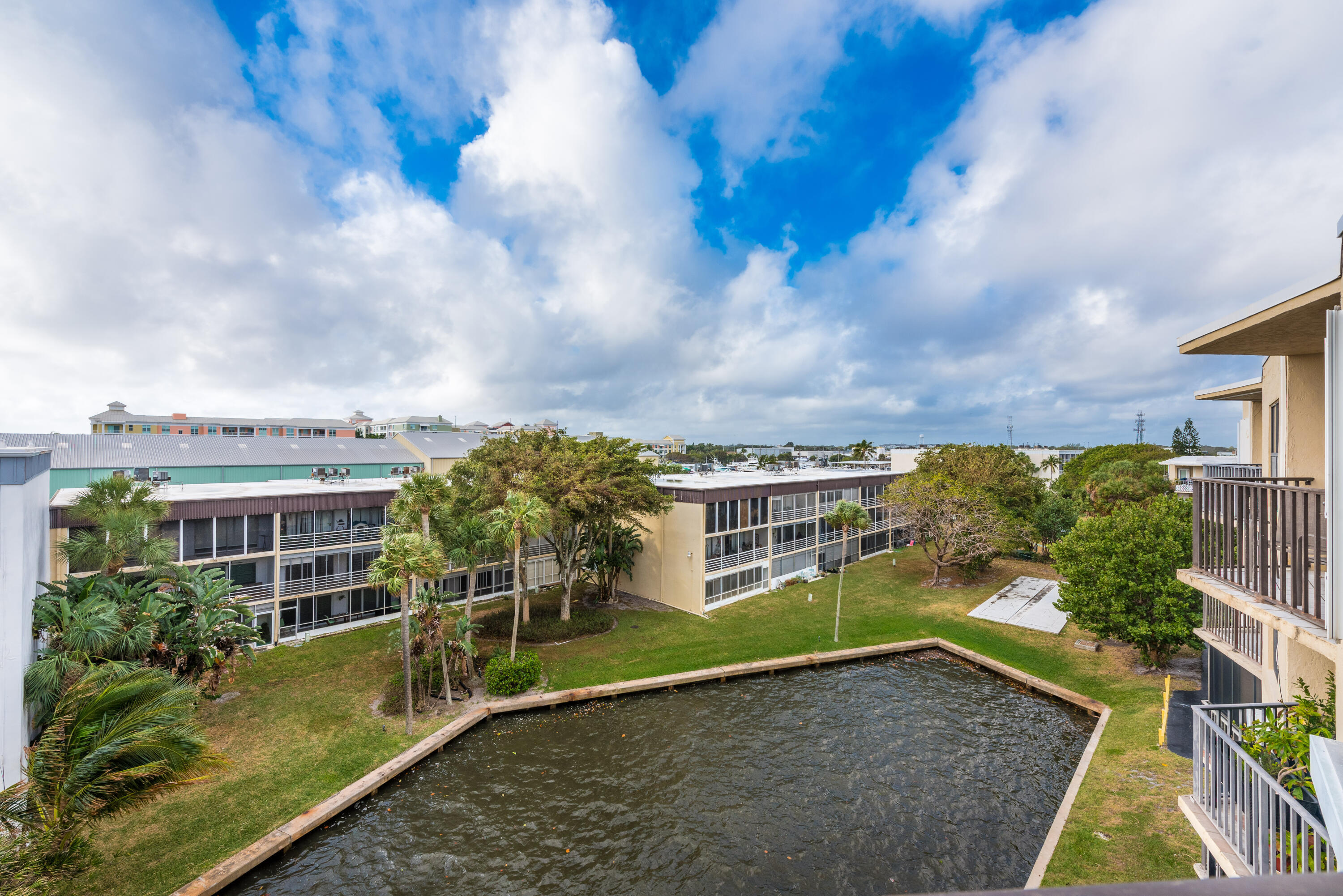 896 N Federal #527, Lantana FL 33462