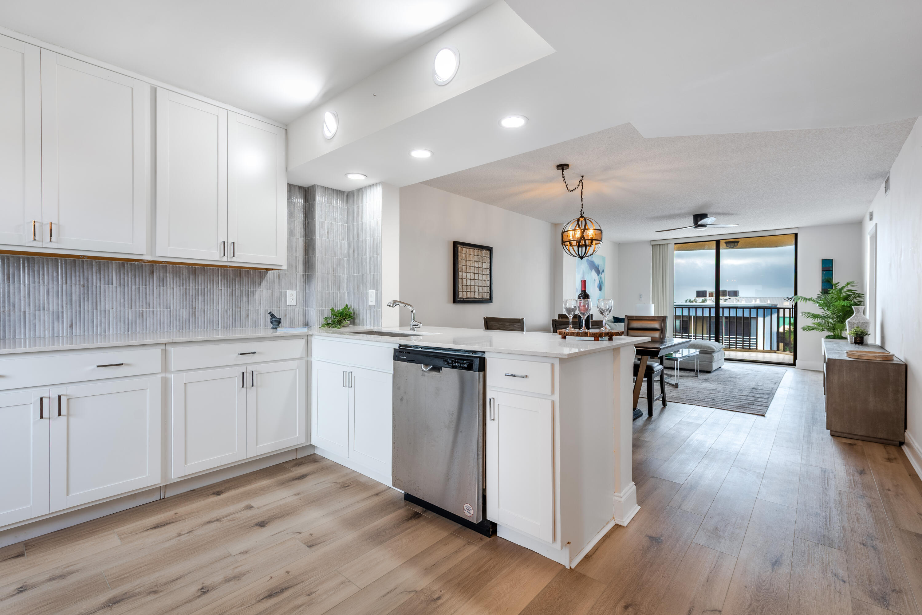 896 N Federal #527, Lantana FL 33462