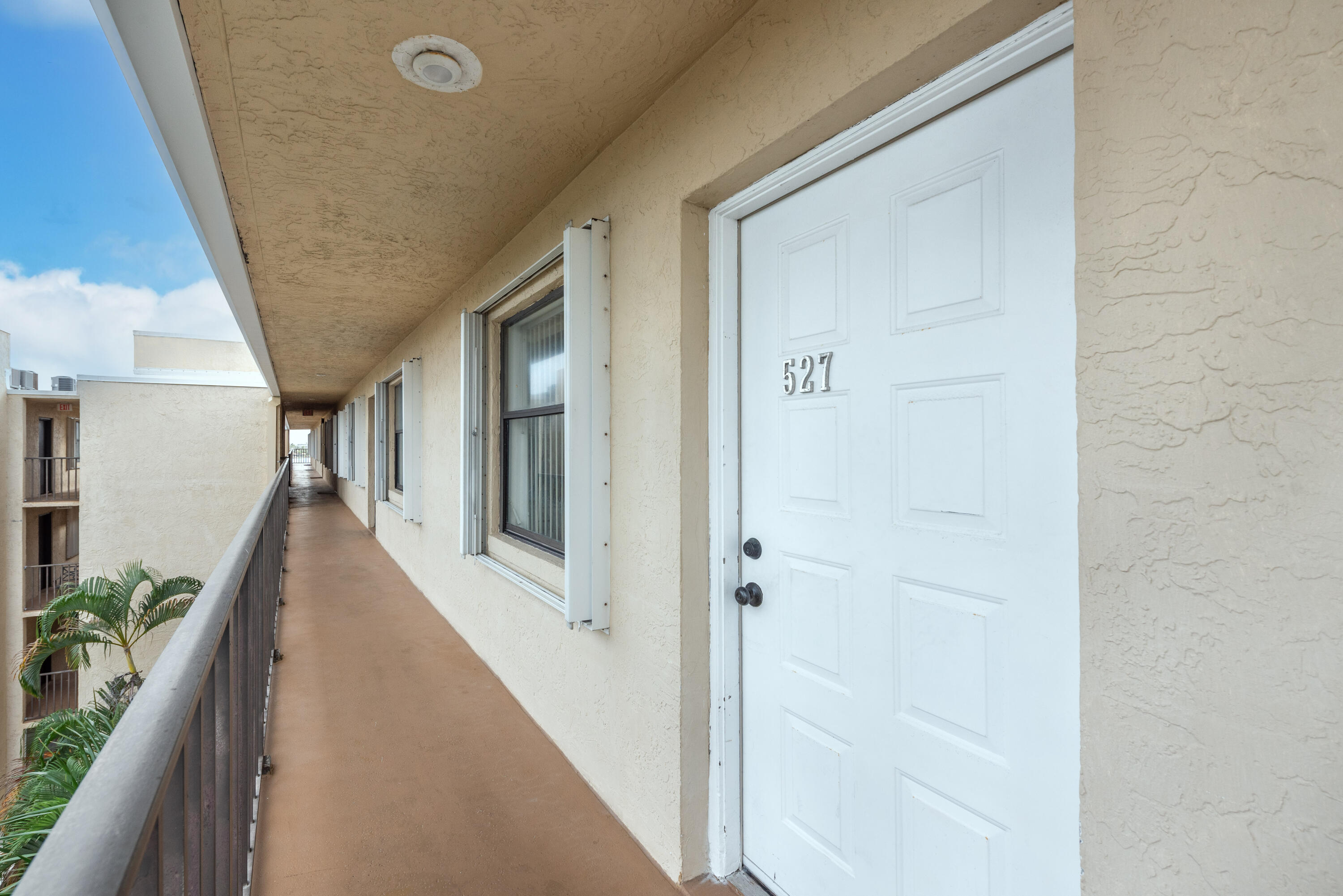 896 N Federal #527, Lantana FL 33462