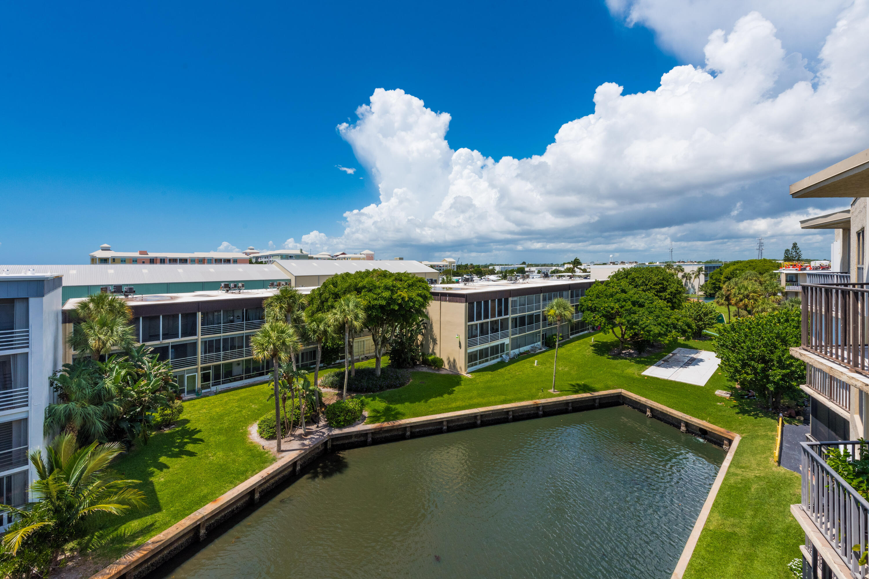 896 N Federal #527, Lantana FL 33462