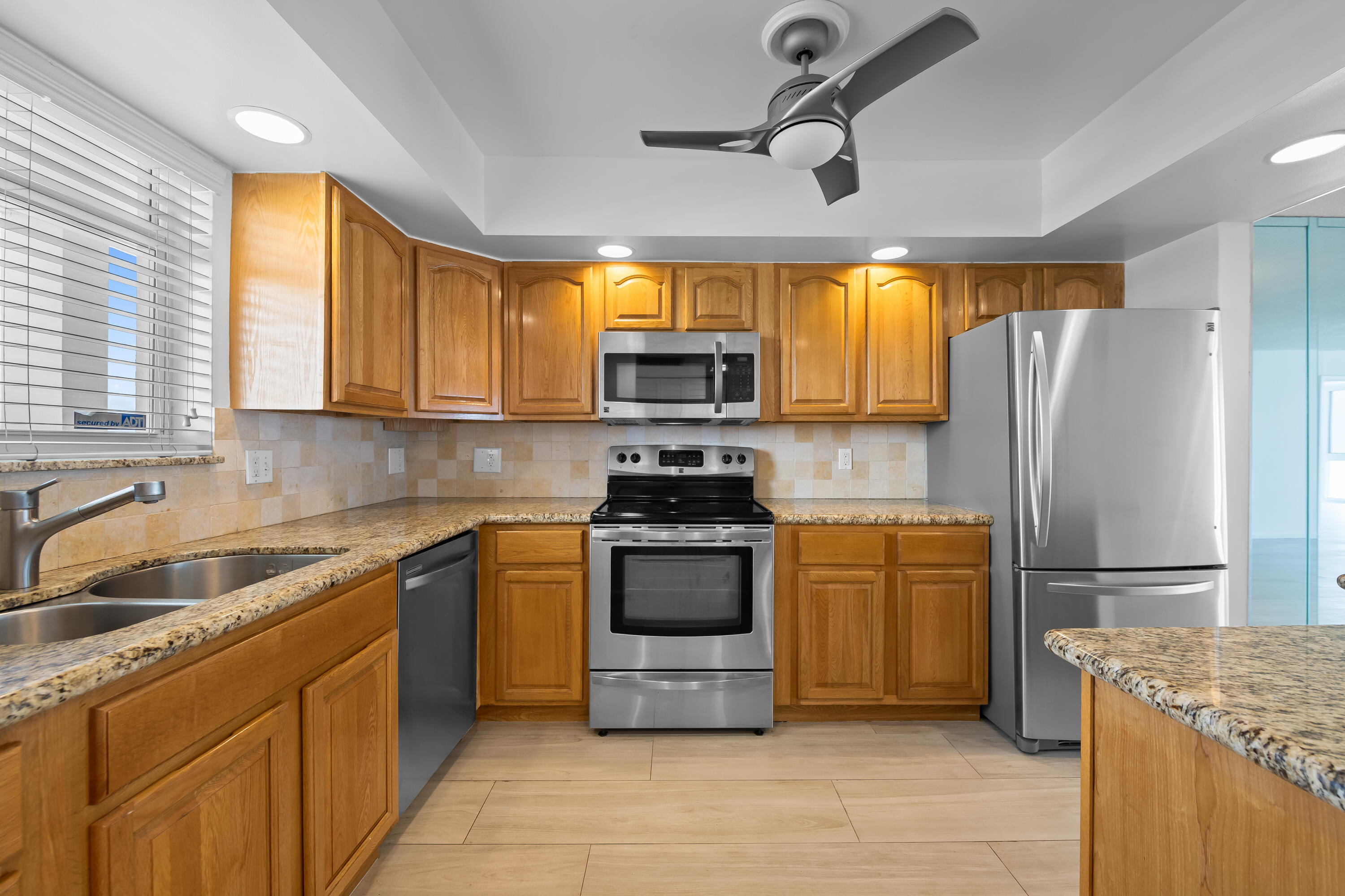 3100 NE 49th #1109, Fort Lauderdale FL 33308