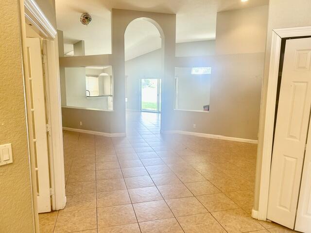 4003 W Hamilton, West Palm Beach FL 33411