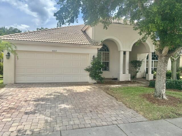4003 W Hamilton, West Palm Beach FL 33411