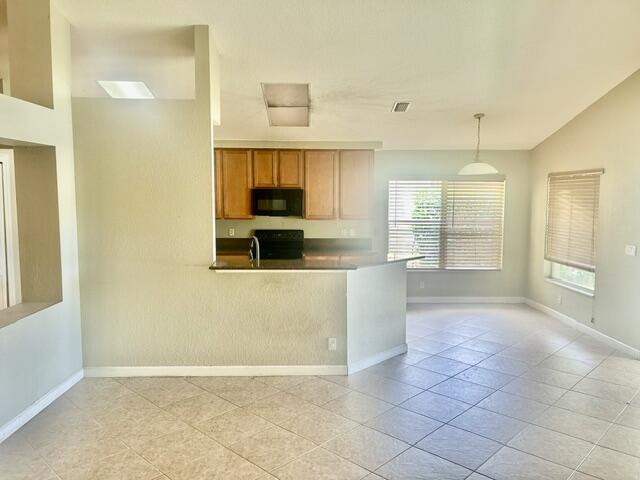 4003 W Hamilton, West Palm Beach FL 33411