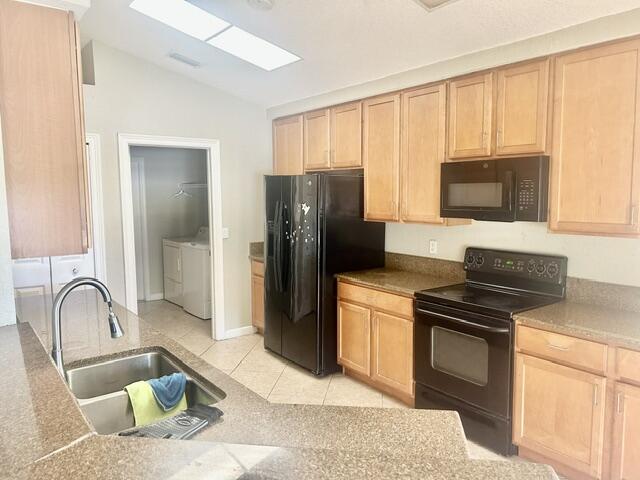 4003 W Hamilton, West Palm Beach FL 33411