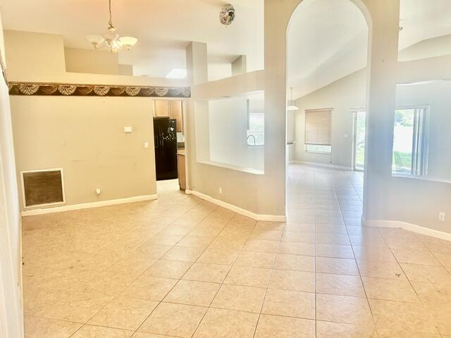 4003 W Hamilton, West Palm Beach FL 33411