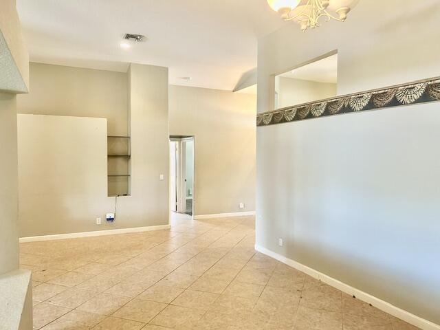4003 W Hamilton, West Palm Beach FL 33411