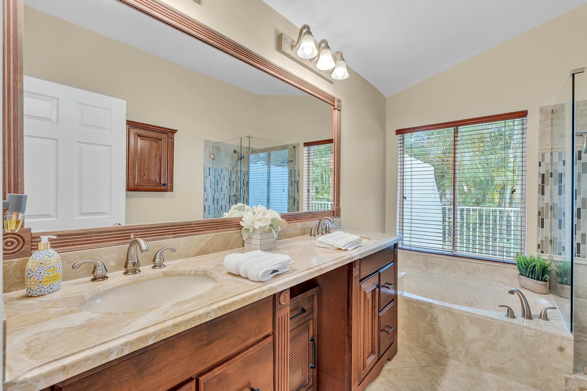 6207 La Vida, Boca Raton FL 33433
