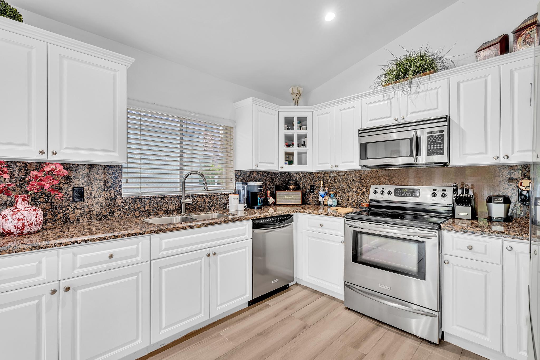 6207 La Vida, Boca Raton FL 33433